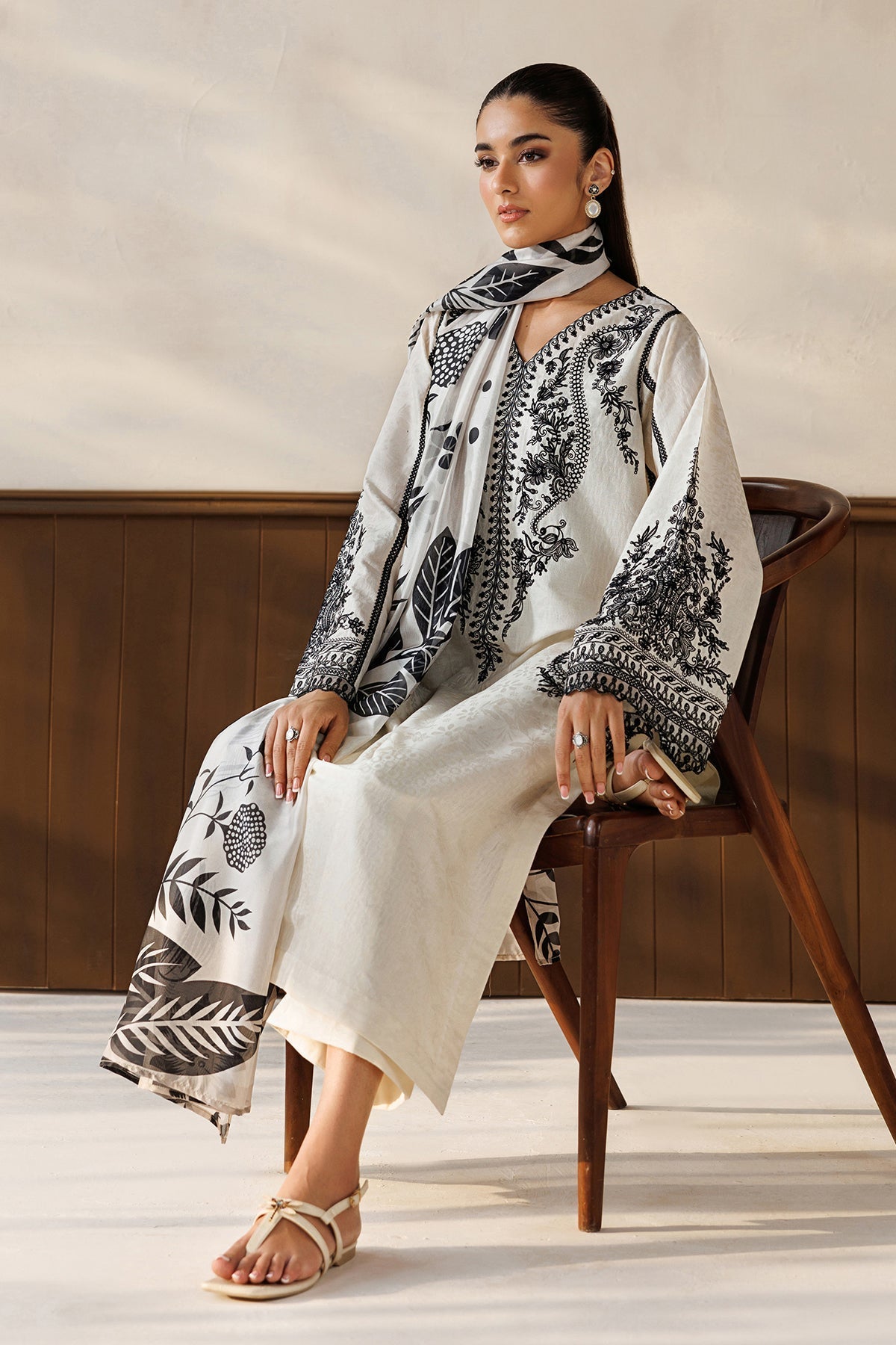 EMBROIDERED JACQUARD PR-1368