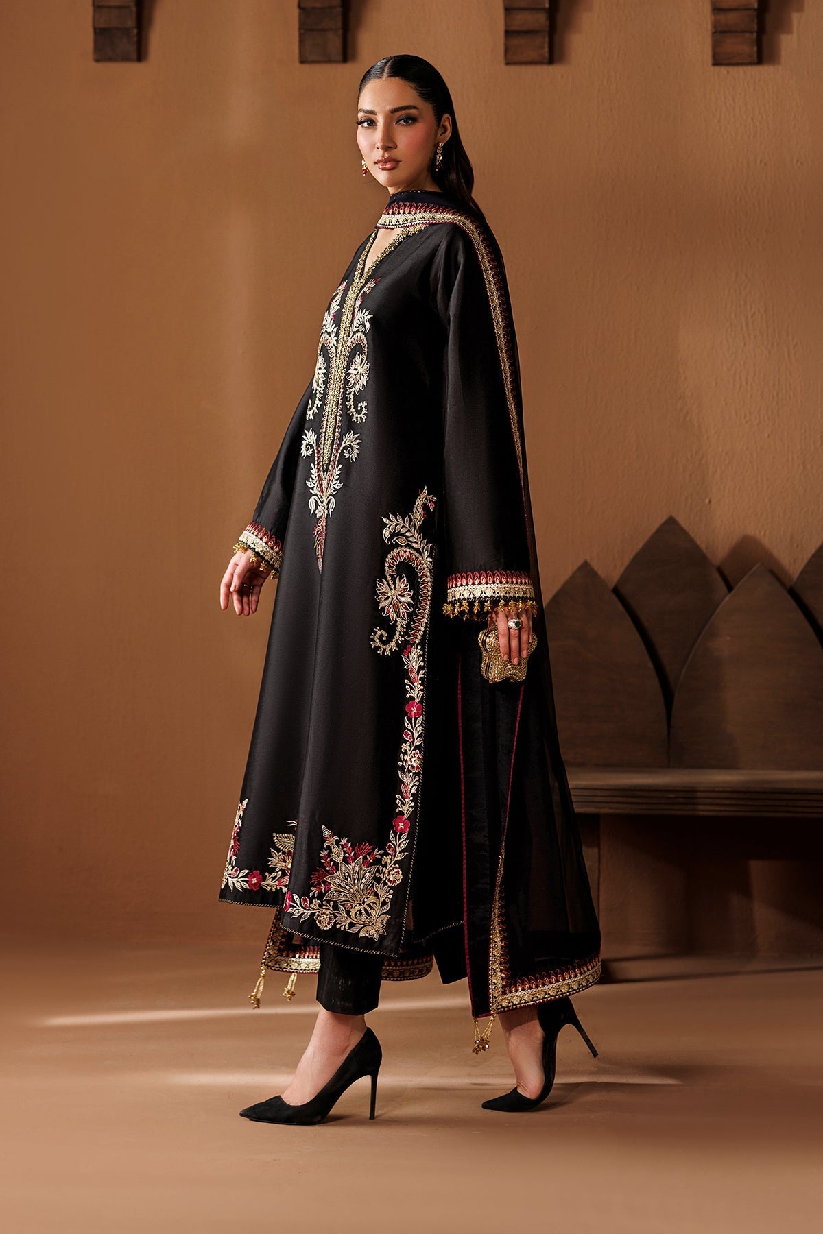 EMBROIDERED SHEESHA SILK PR-1282