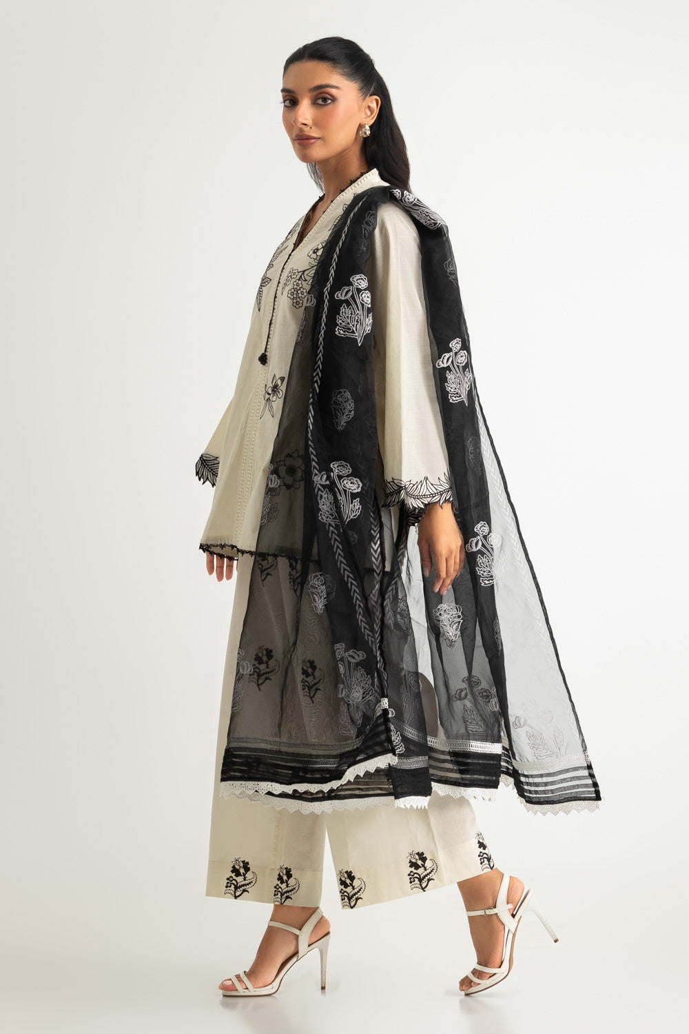 3PC Cotton Slub Embroidered Suit