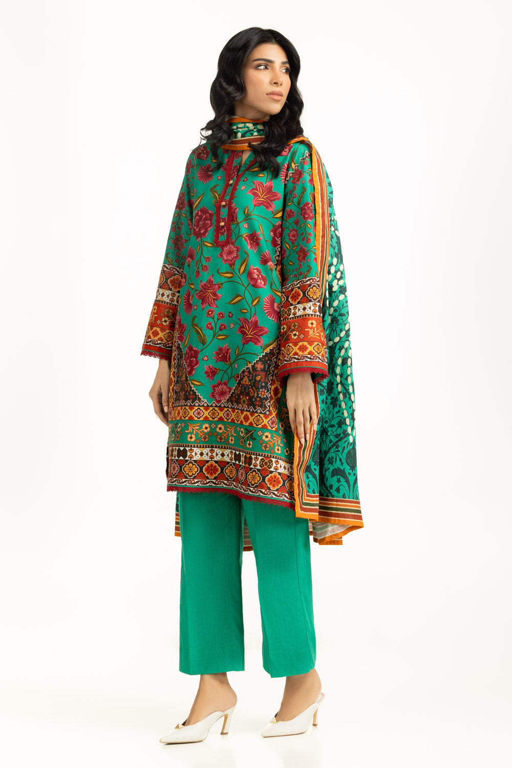 3PC Khaddar Printed Suit