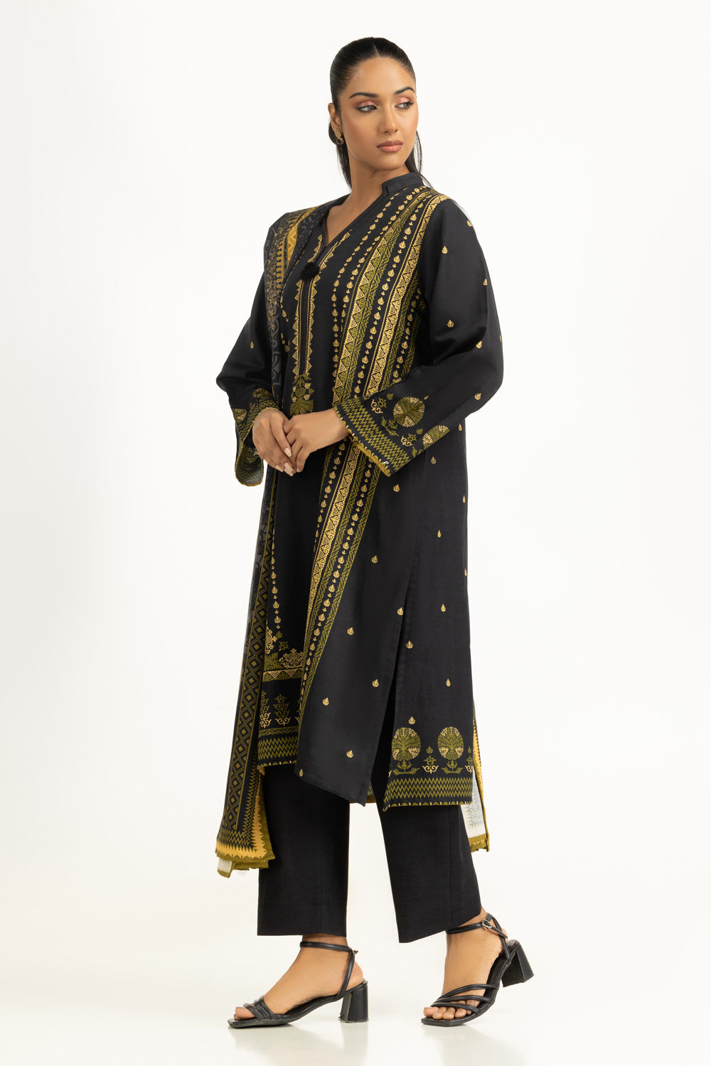 3PC Khaddar Printed Suit