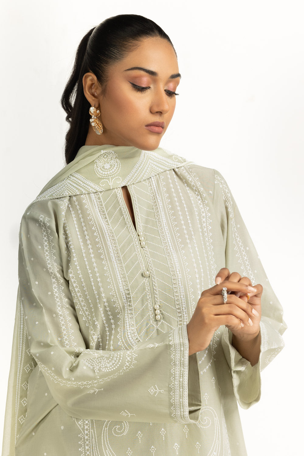 3PC Lawn Embroidered Suit