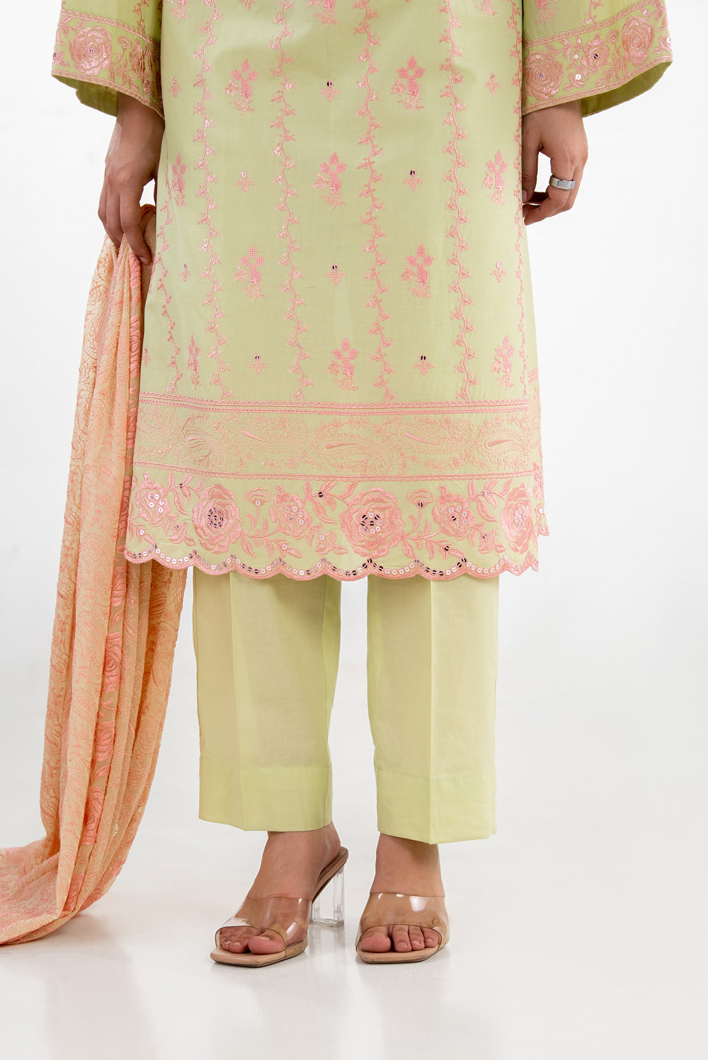 3PC Lawn Embroidered Suit