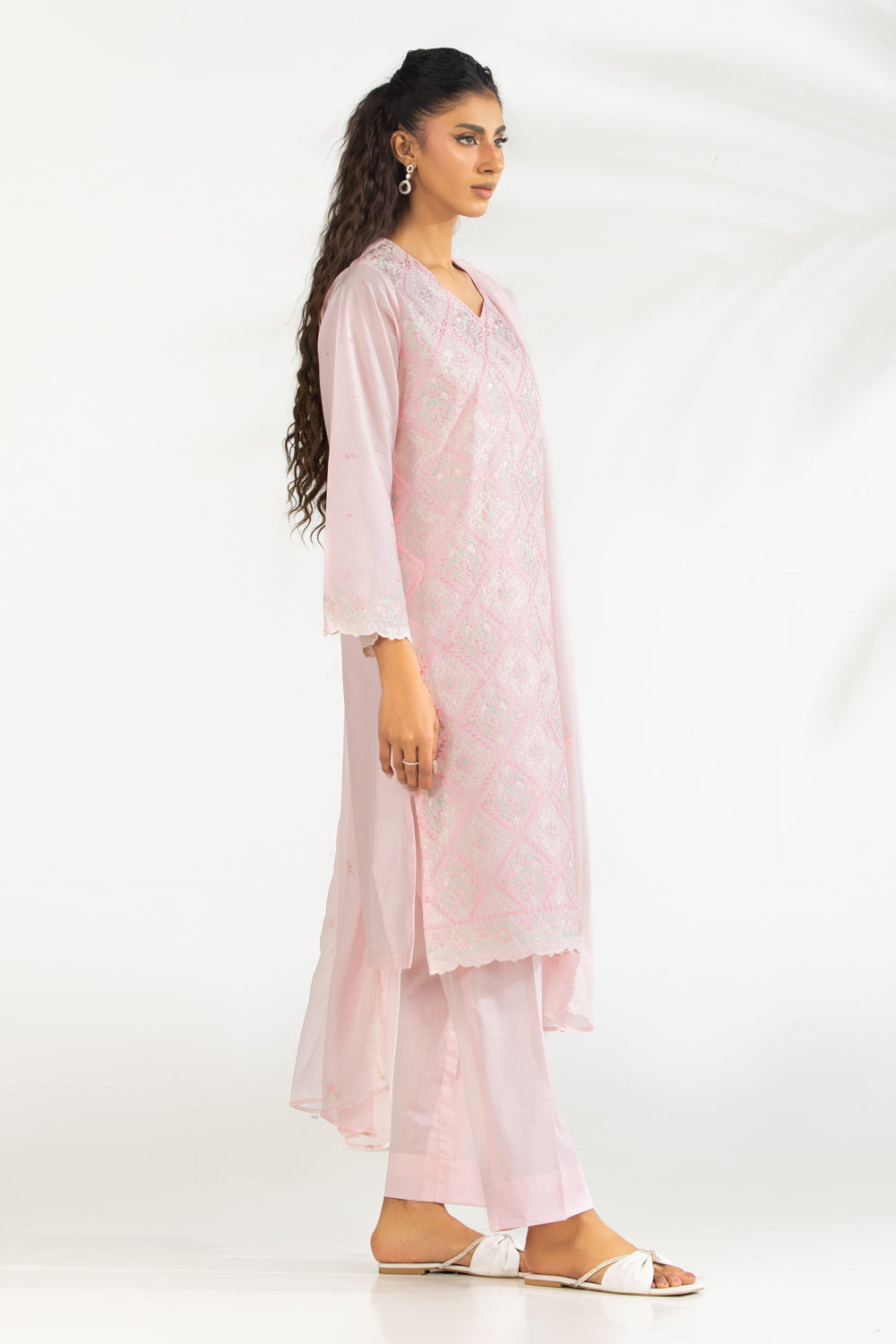 3PC Lawn Embroidered Suit