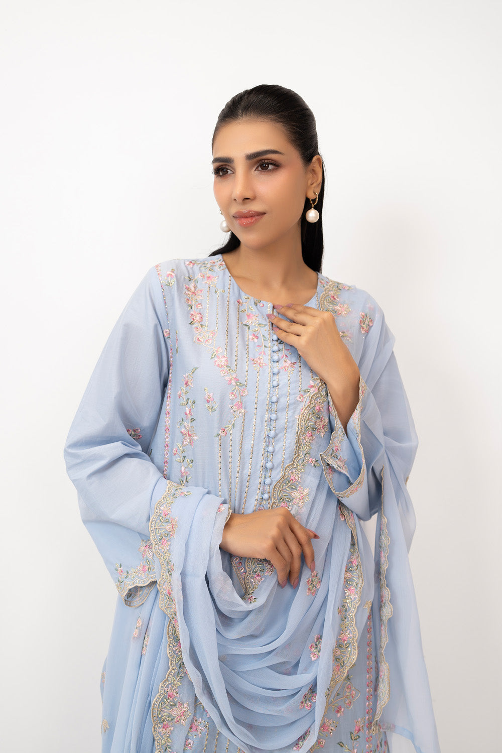 3PC Lawn Embroidered Suit