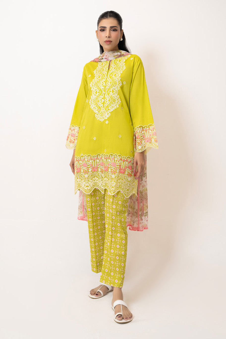 3PC Lawn Embroidered Suit