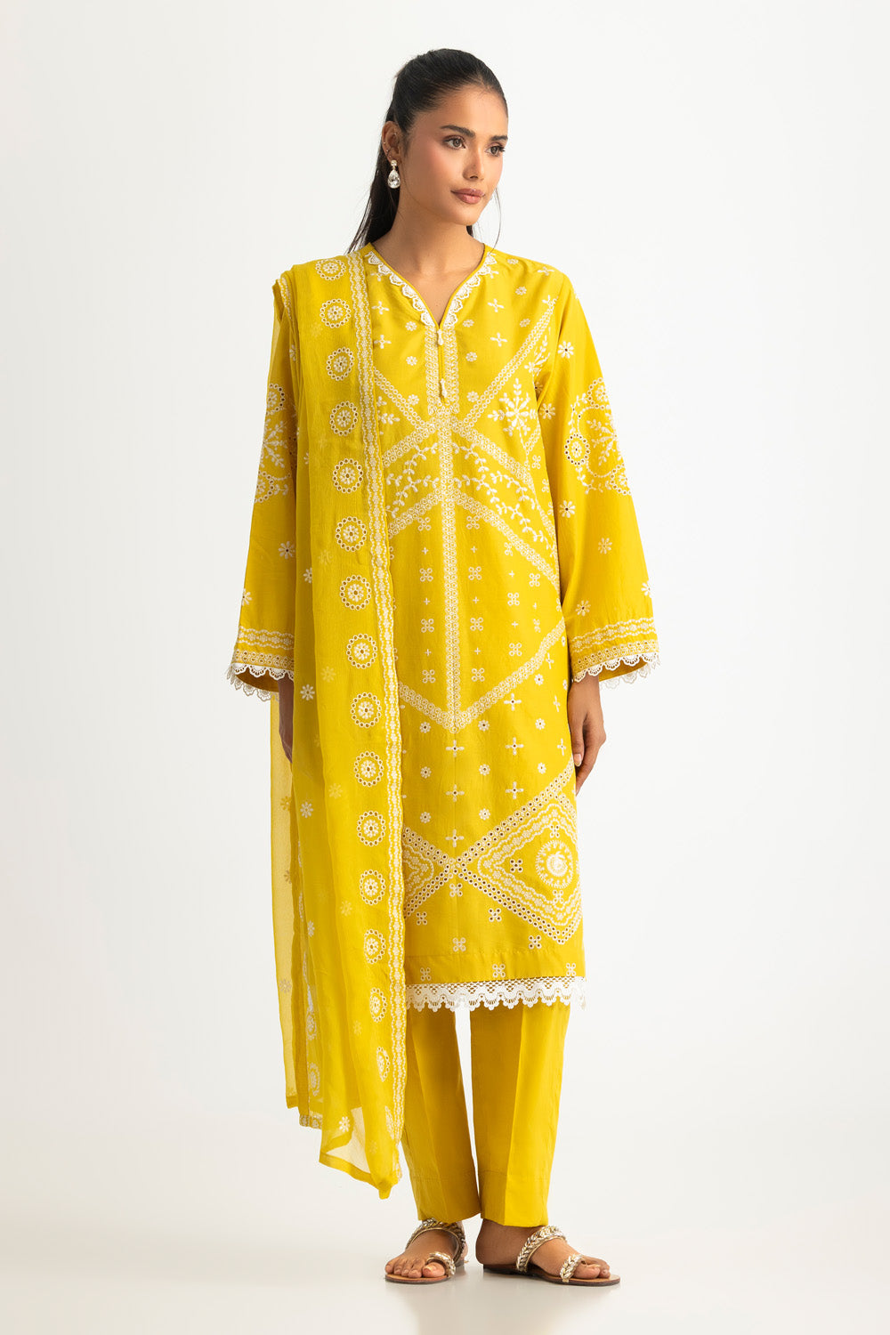 3PC Lawn Embroidered Suit
