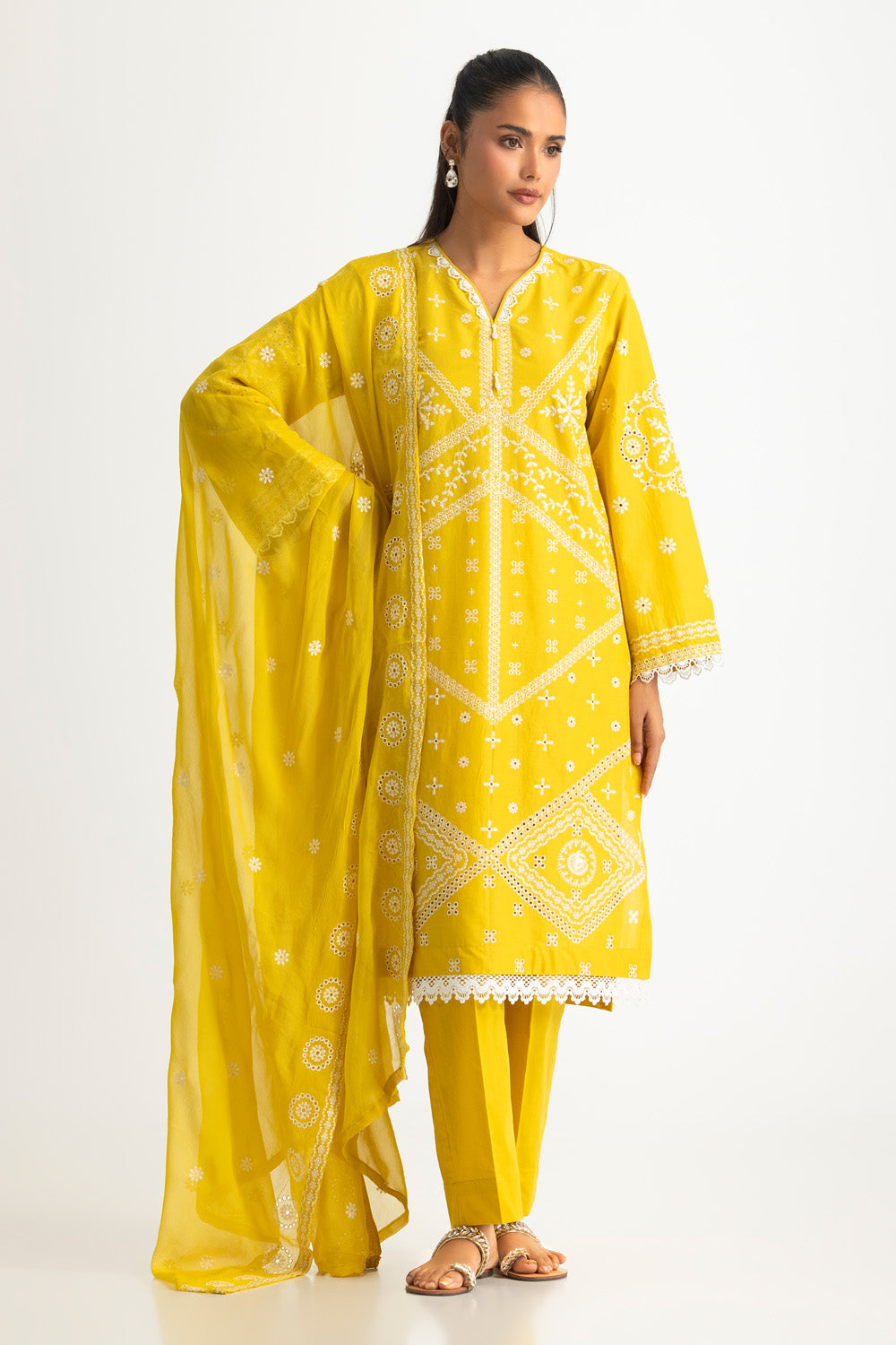 3PC Lawn Embroidered Suit