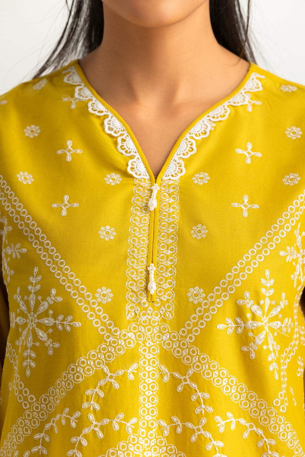 3PC Lawn Embroidered Suit