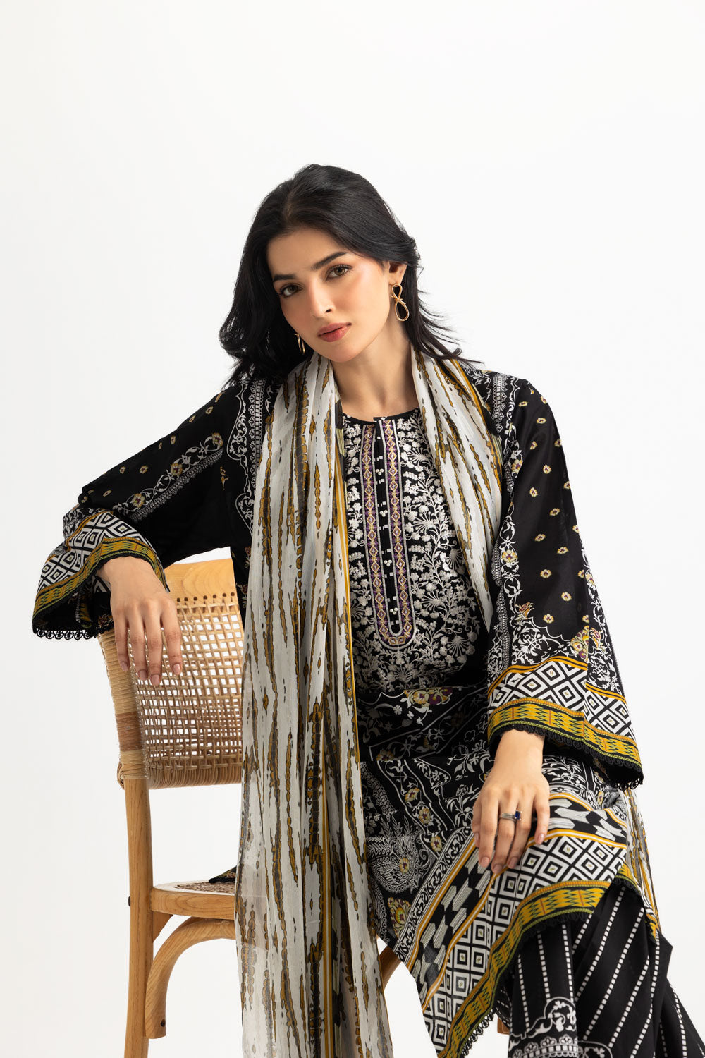 3PC Lawn Embroidered Suit With Printed Chiffon Dupatta