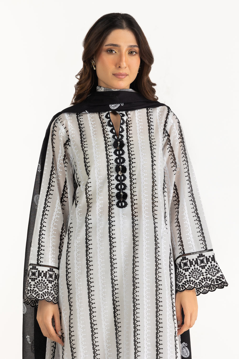 3PC Lawn Lacquer Printed Suit With Embroidered