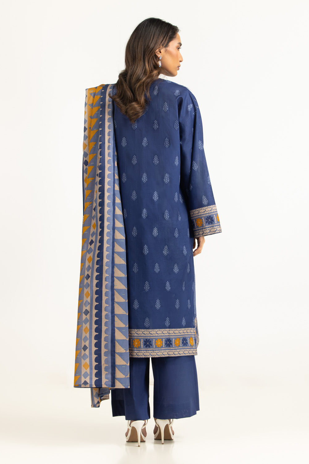 3PC Lawn Printed Suit With Embroidered