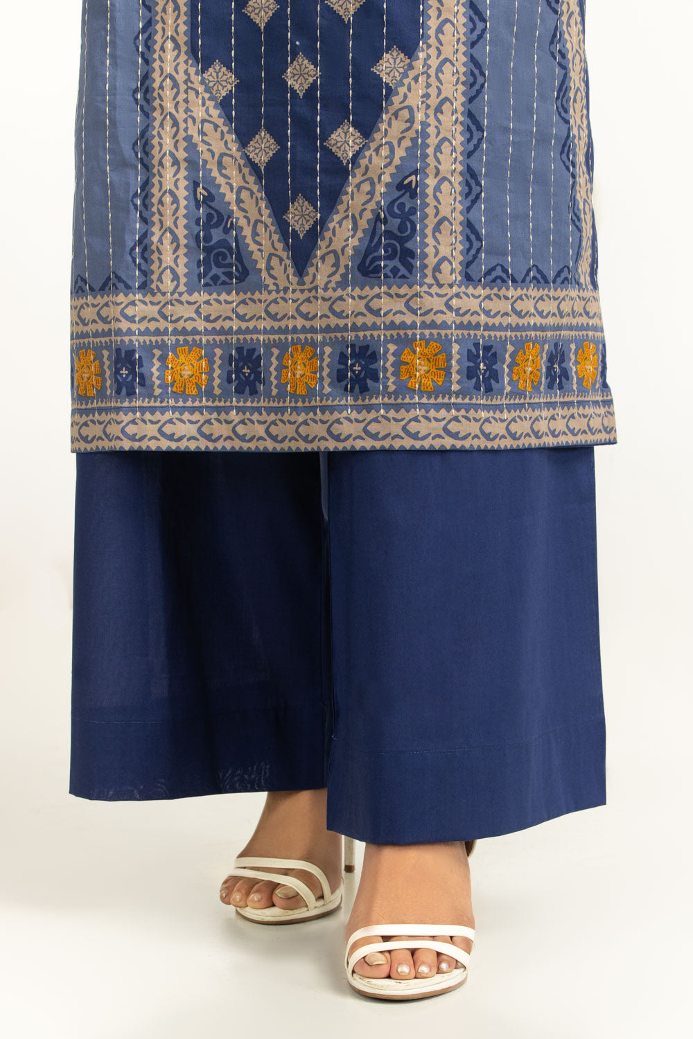 3PC Lawn Printed Suit With Embroidered