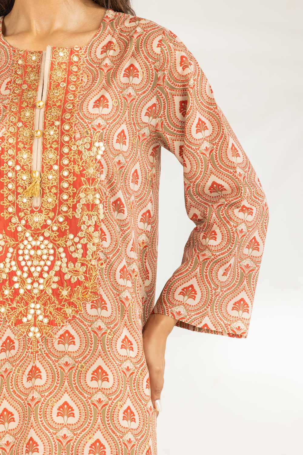 3PC Lawn Printed Suit With Embroidered