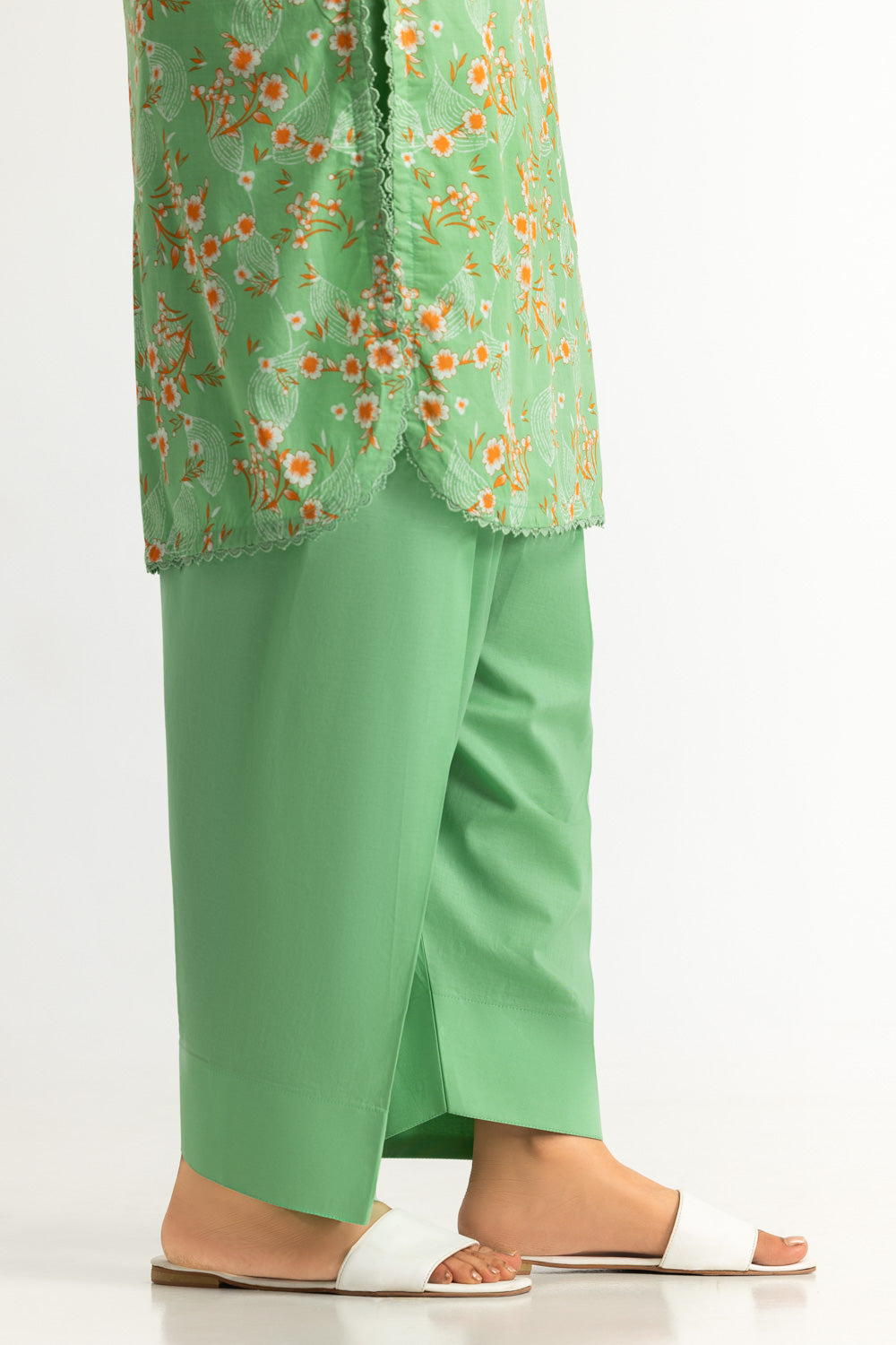 3PC Lawn Printed Suit With Embroidered