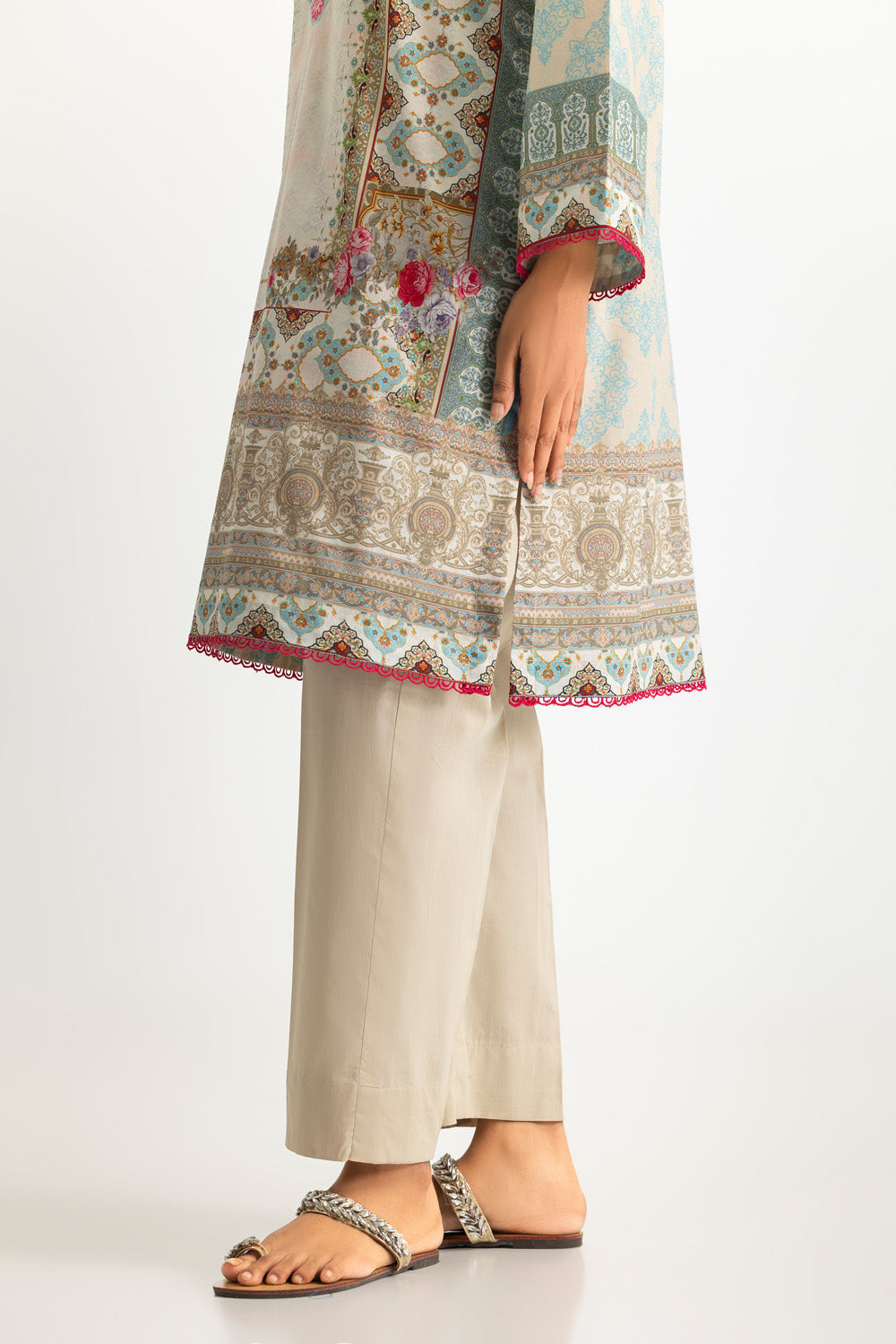 3PC Lawn Printed Suit With Embroidered