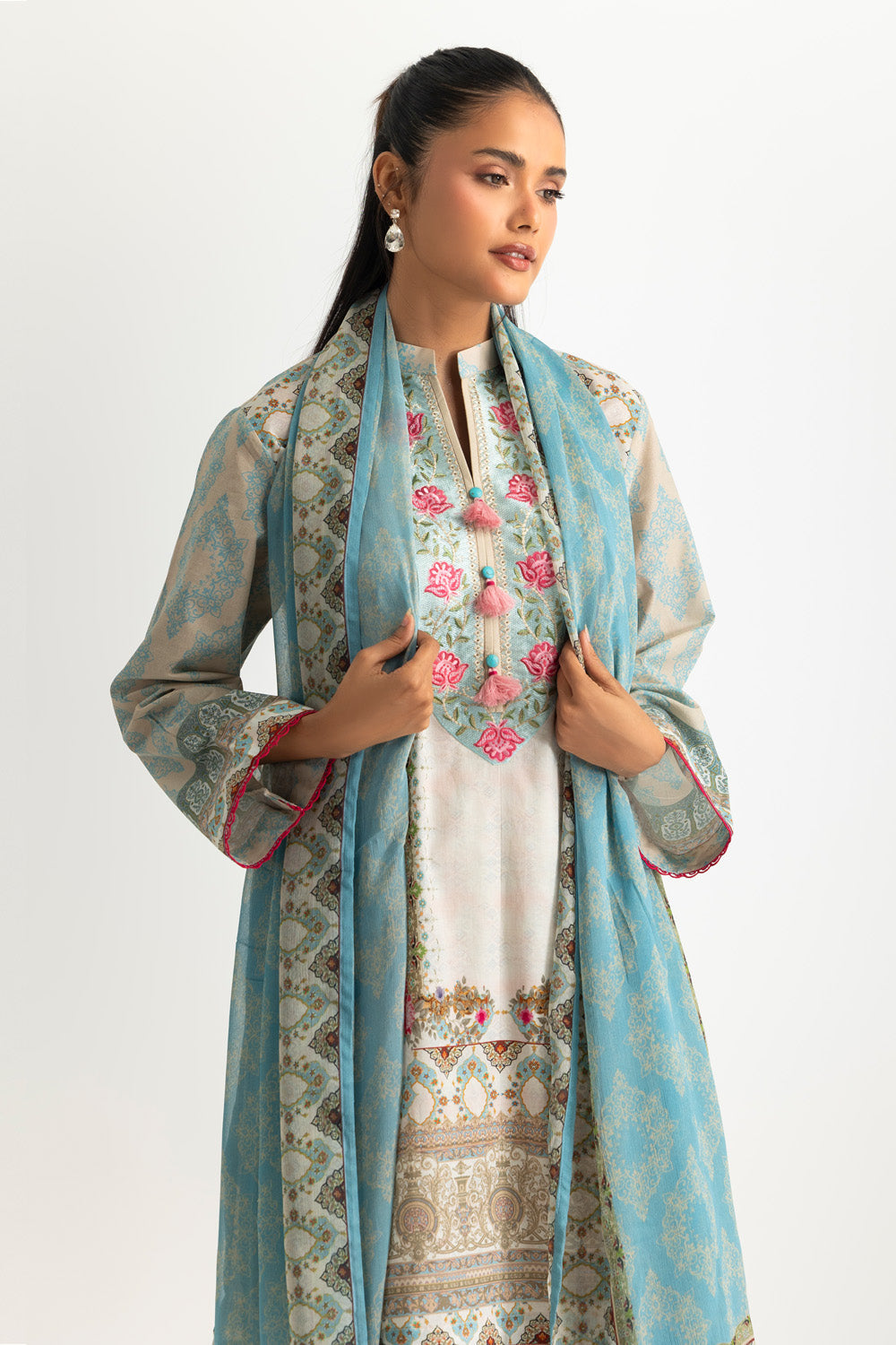 3PC Lawn Printed Suit With Embroidered