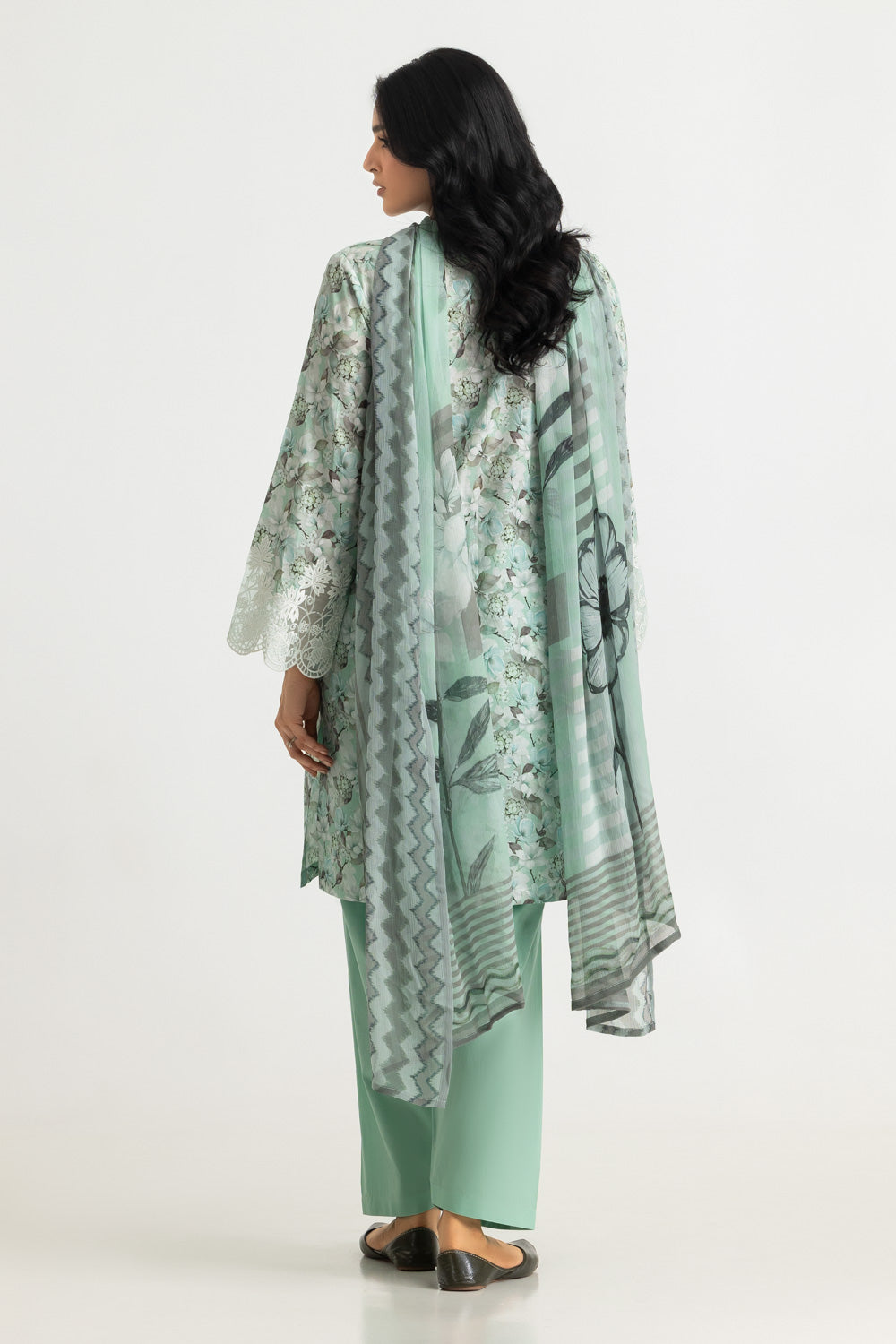3PC Lawn Printed Suit With Embroidered