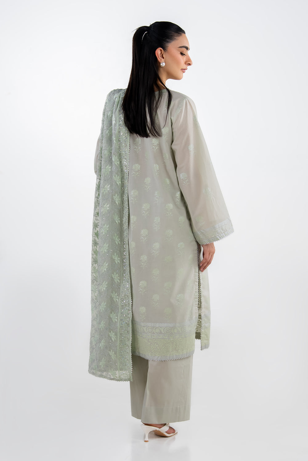 3PC Lawn Silver And Lacquer Printed Suit