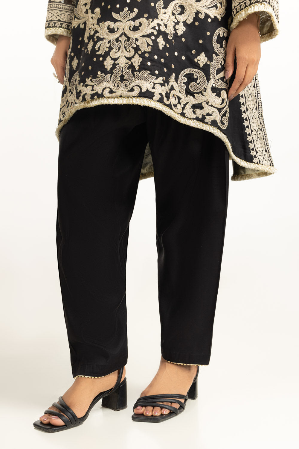 3PC Rawsilk Embroidered Suit