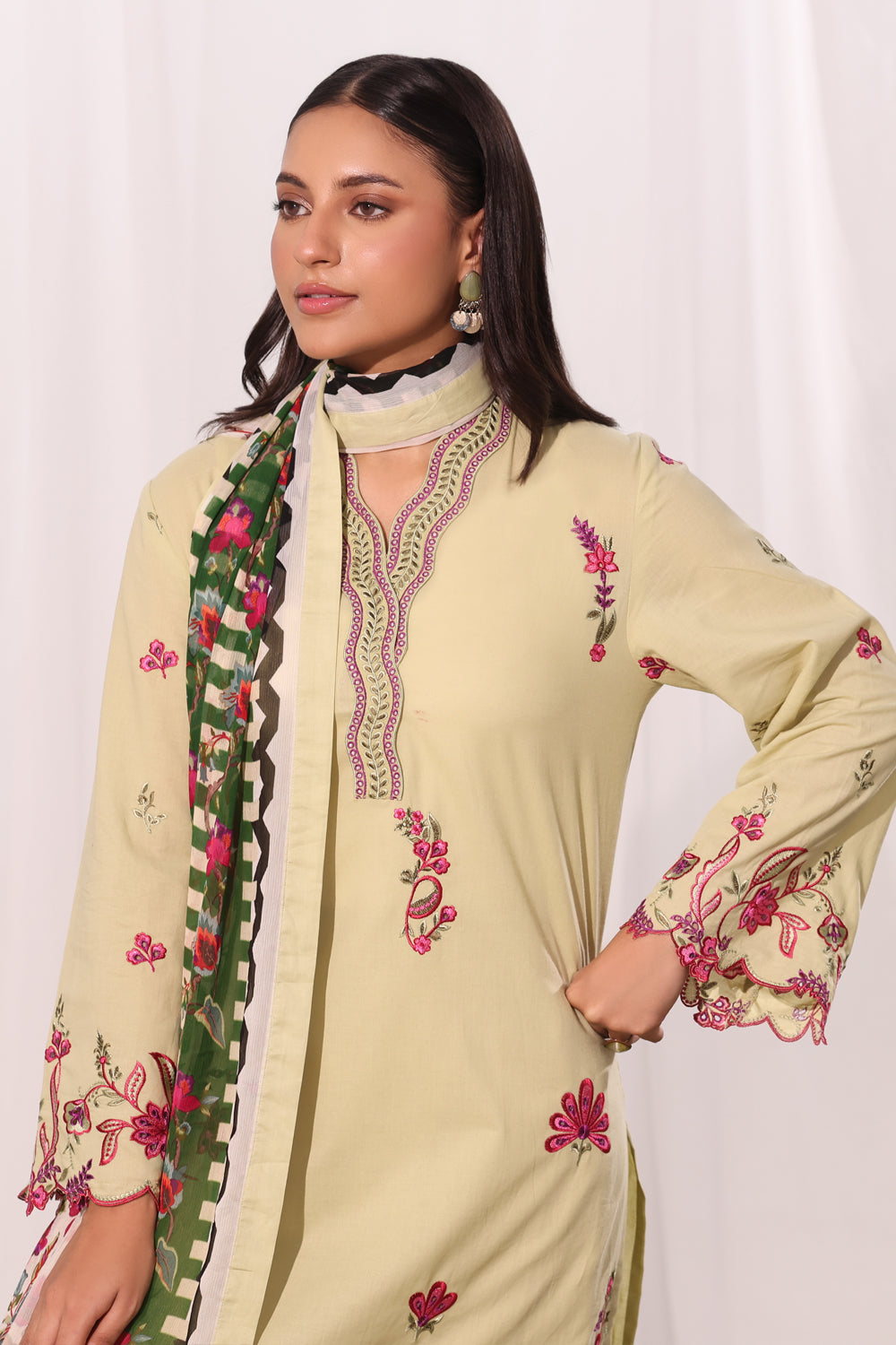 3Pc Cambric Embroidered Suit