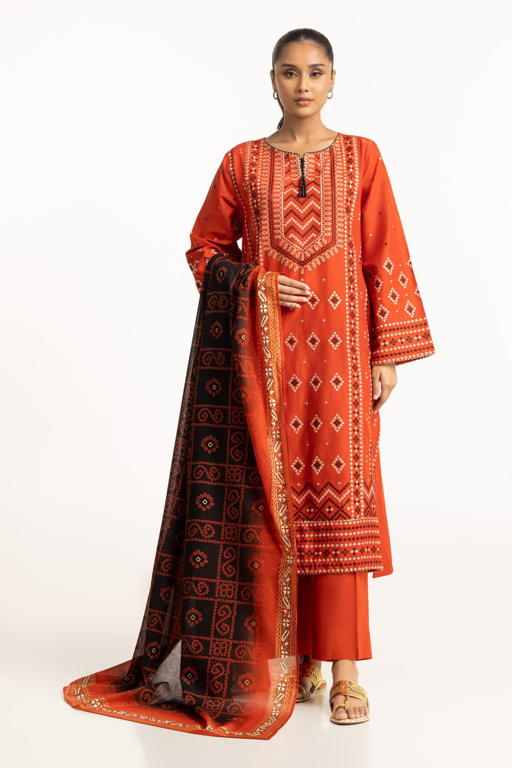 3PC Lawn Gold & Lacquer Printed Suit With Embroidered