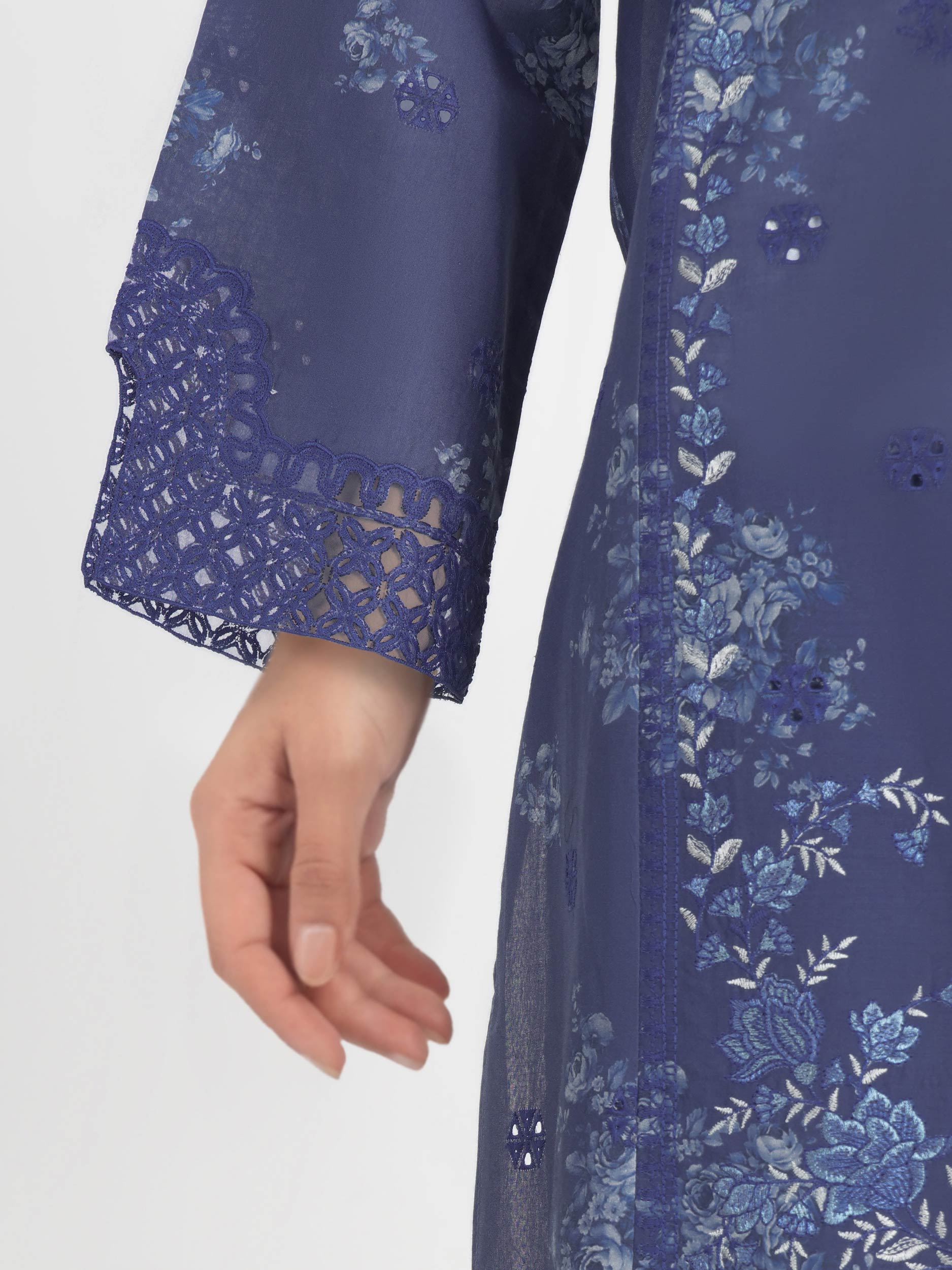 3 Piece Lawn Suit- Embroidered (Pret)