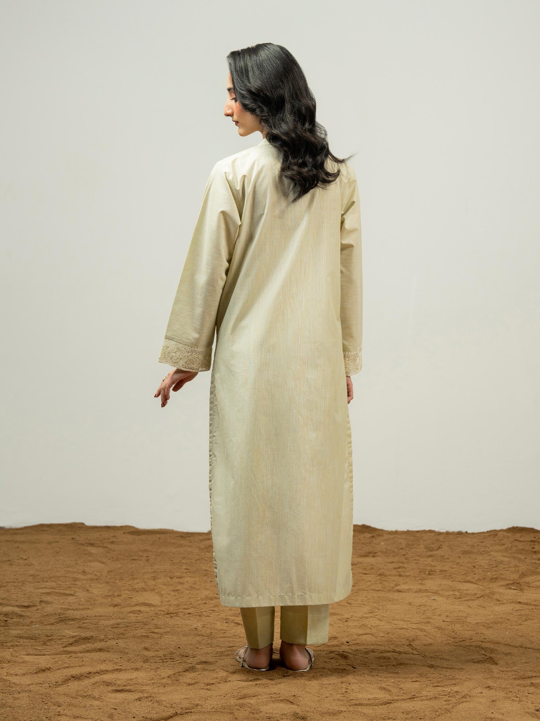 2 Piece Zari Suit-Embroidered (Pret)
