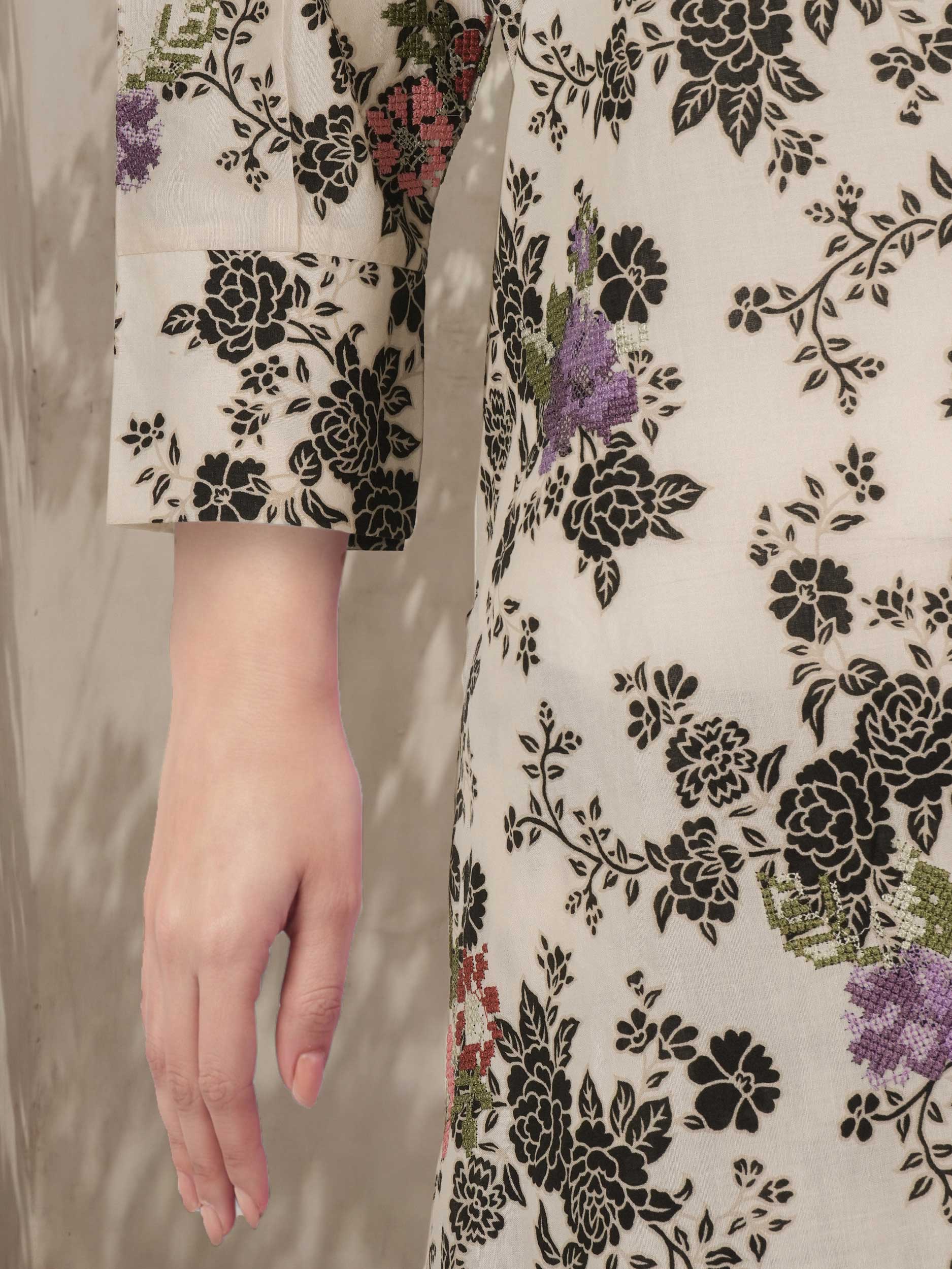 2 Piece Lawn Suit- Embroidered (Pret)