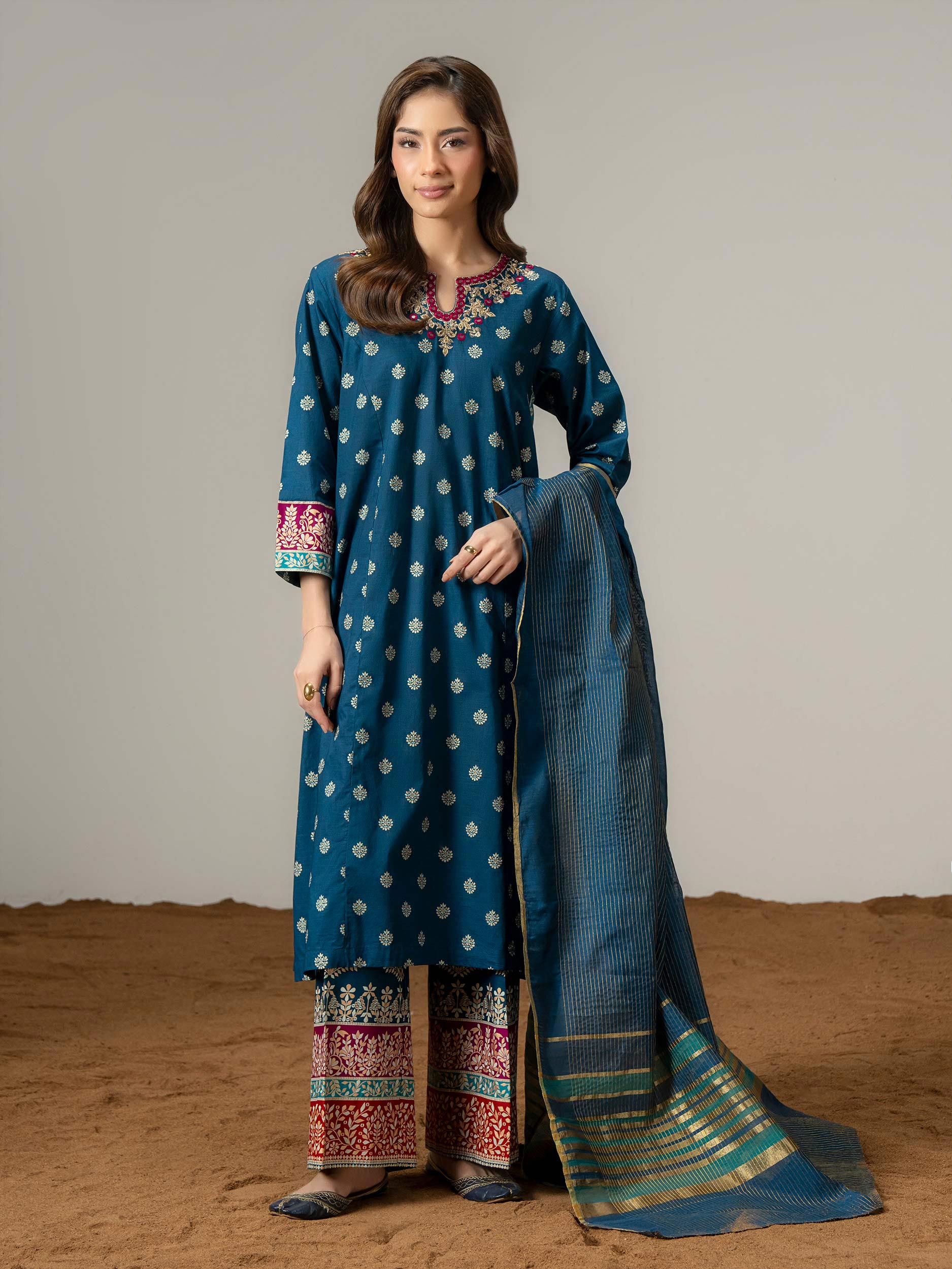 3 Piece Lawn Suit-Embroidered (Pret)