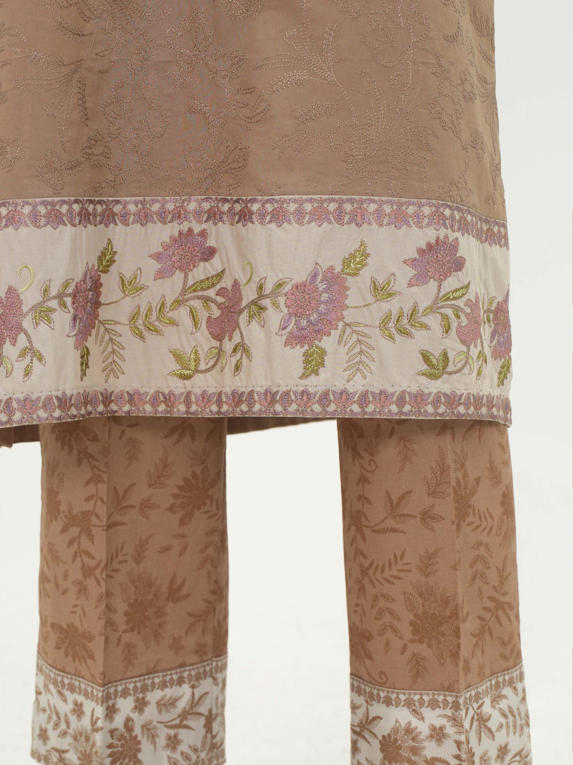 2 Piece Lawn Suit- Embroidered (Pret)