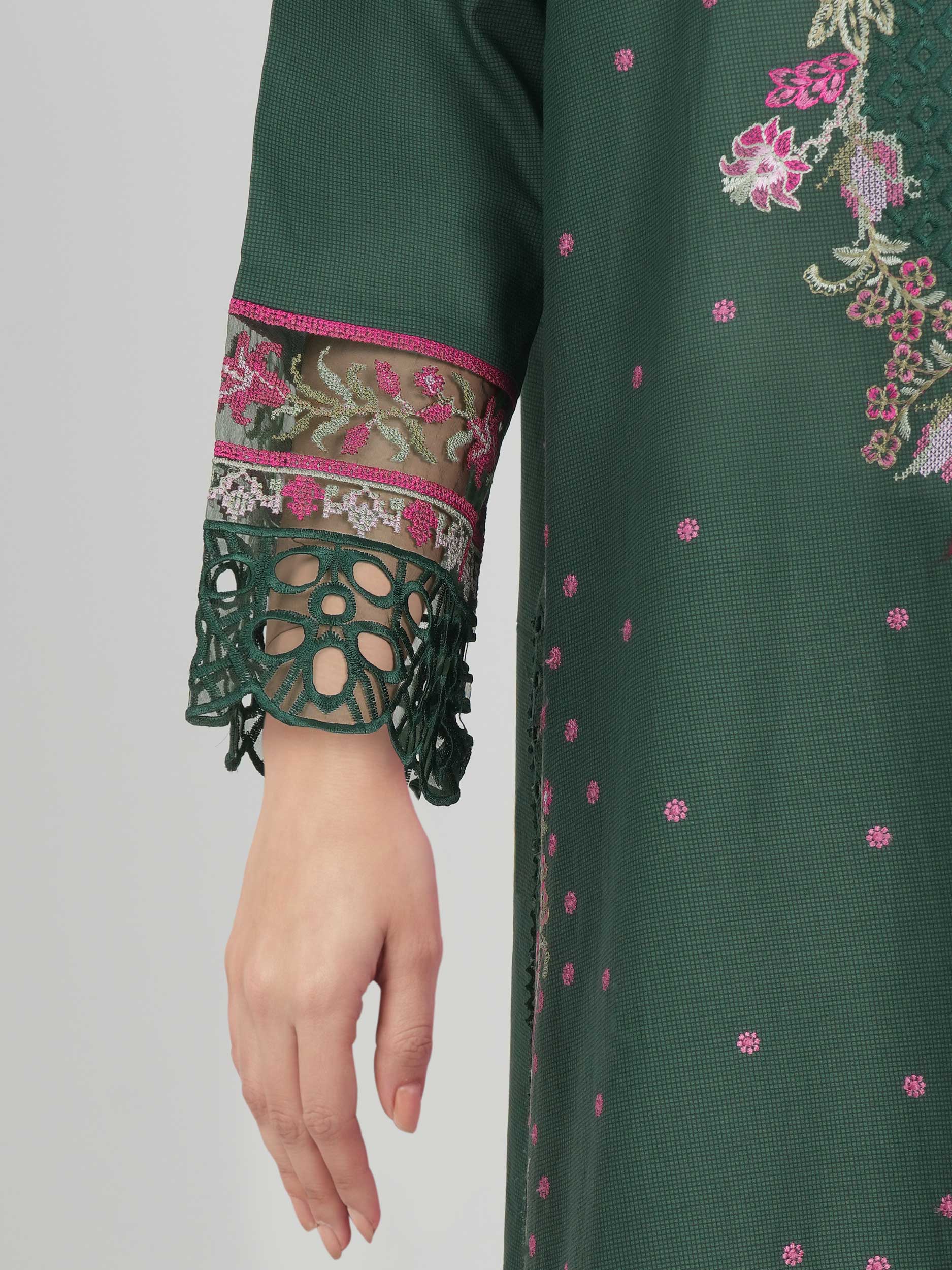3 Piece Lawn Suit- Embroidered (Pret)