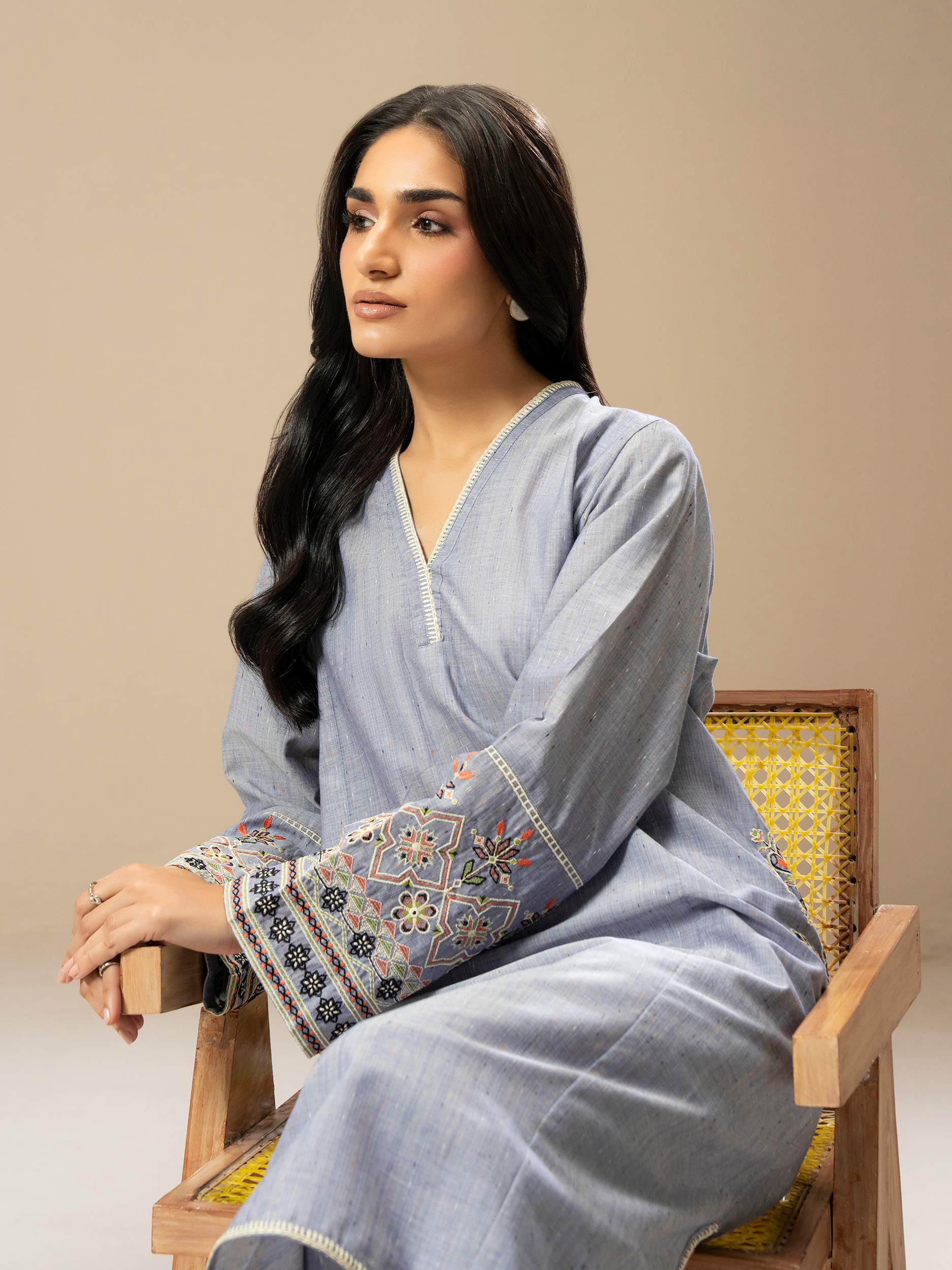 2 Piece Yarn Dyed Suit- Embroidered (Pret)