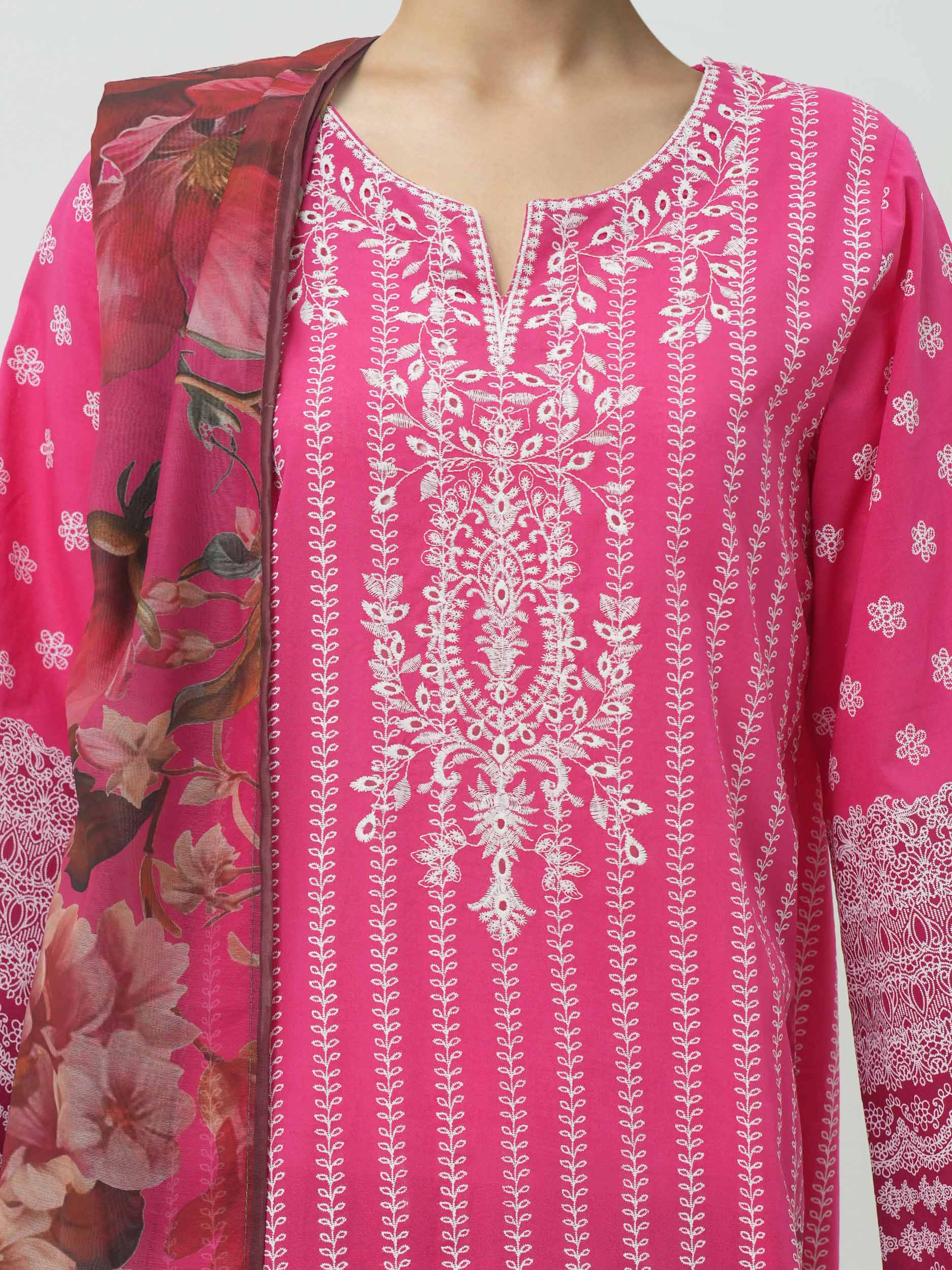 3 Piece Lawn Suit- Embroidered (Pret)