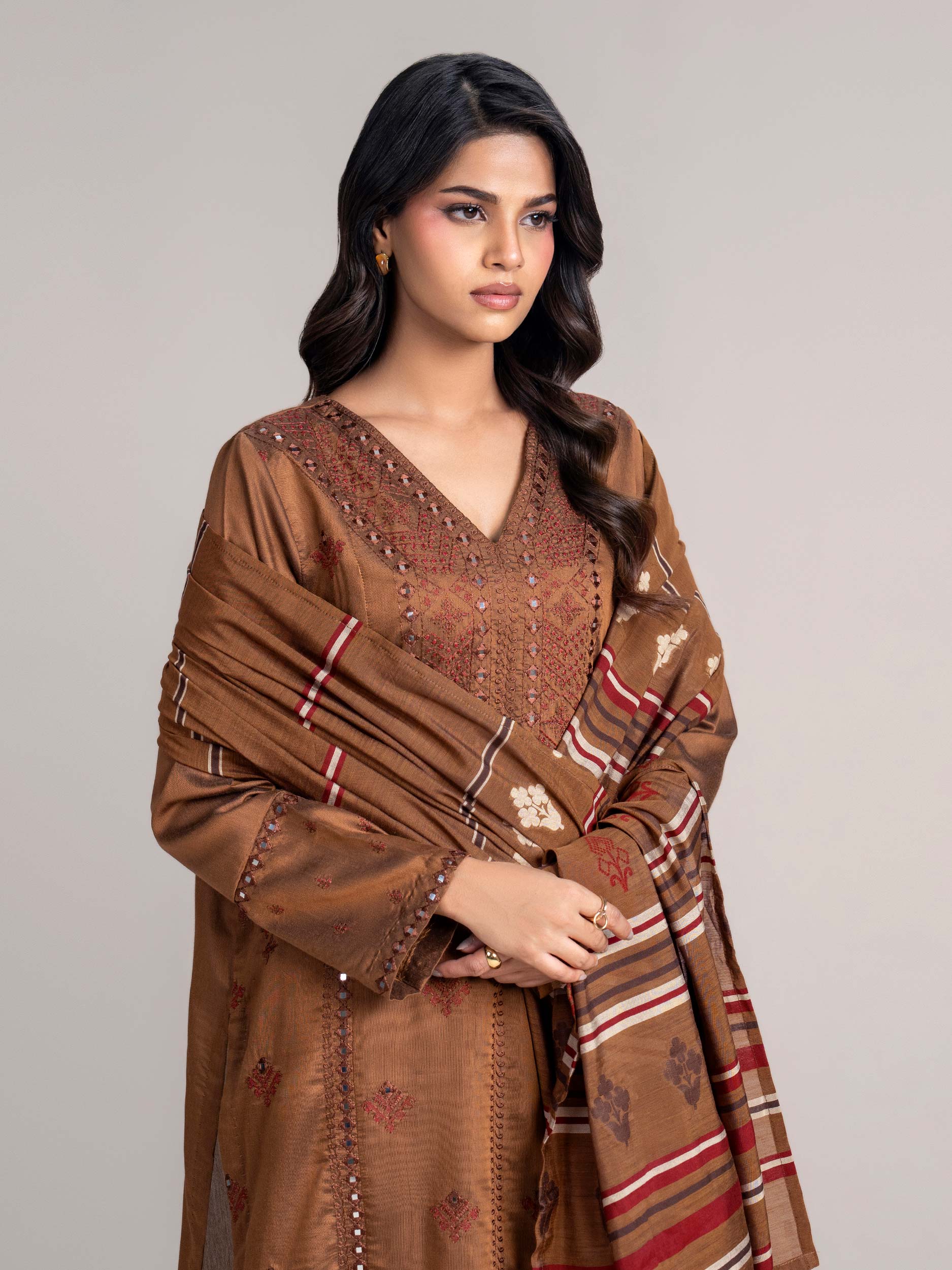 3 Piece Yarn Dyed Suit- Embroidered (Pret)