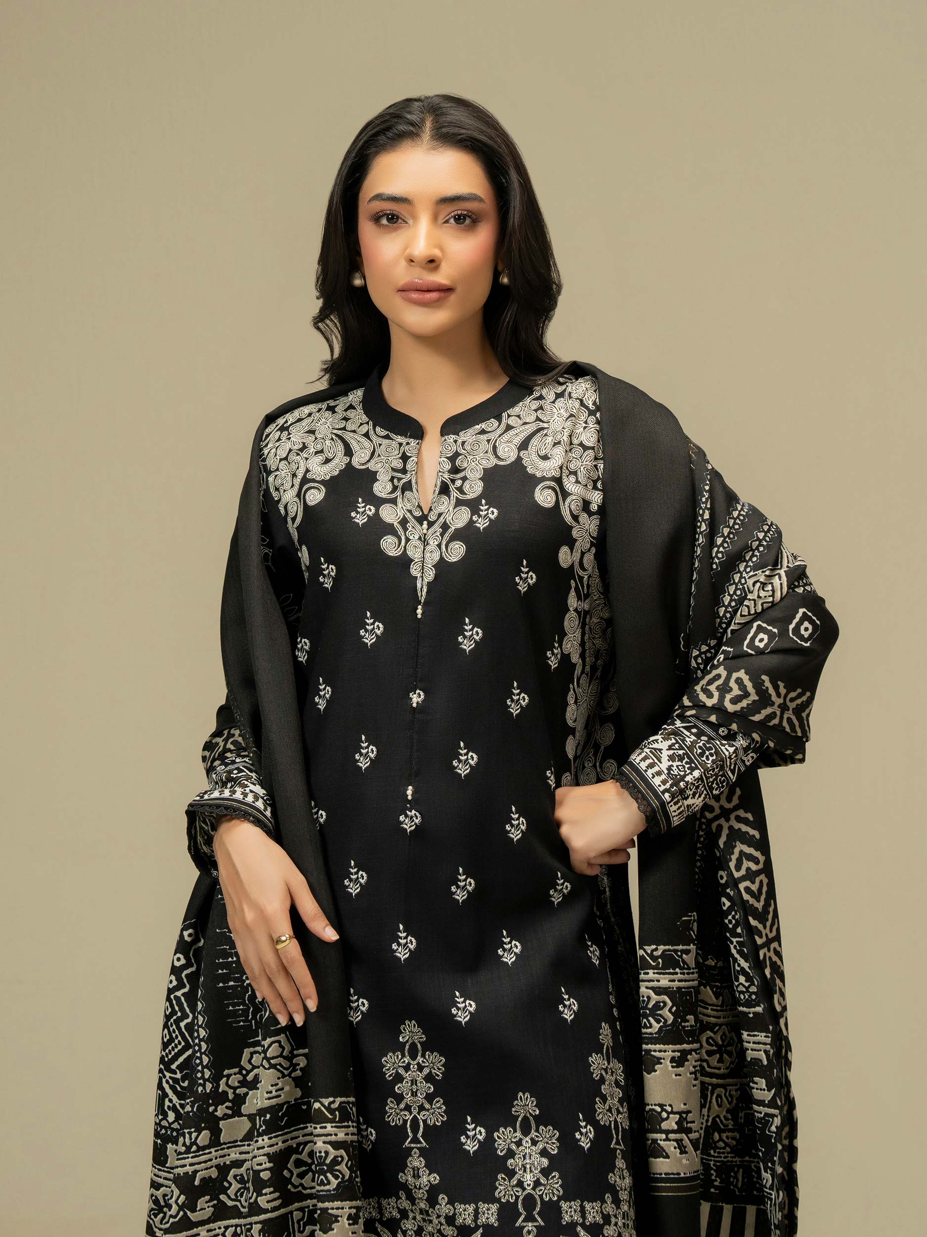 3 Piece Khaddar Suit (Pret)