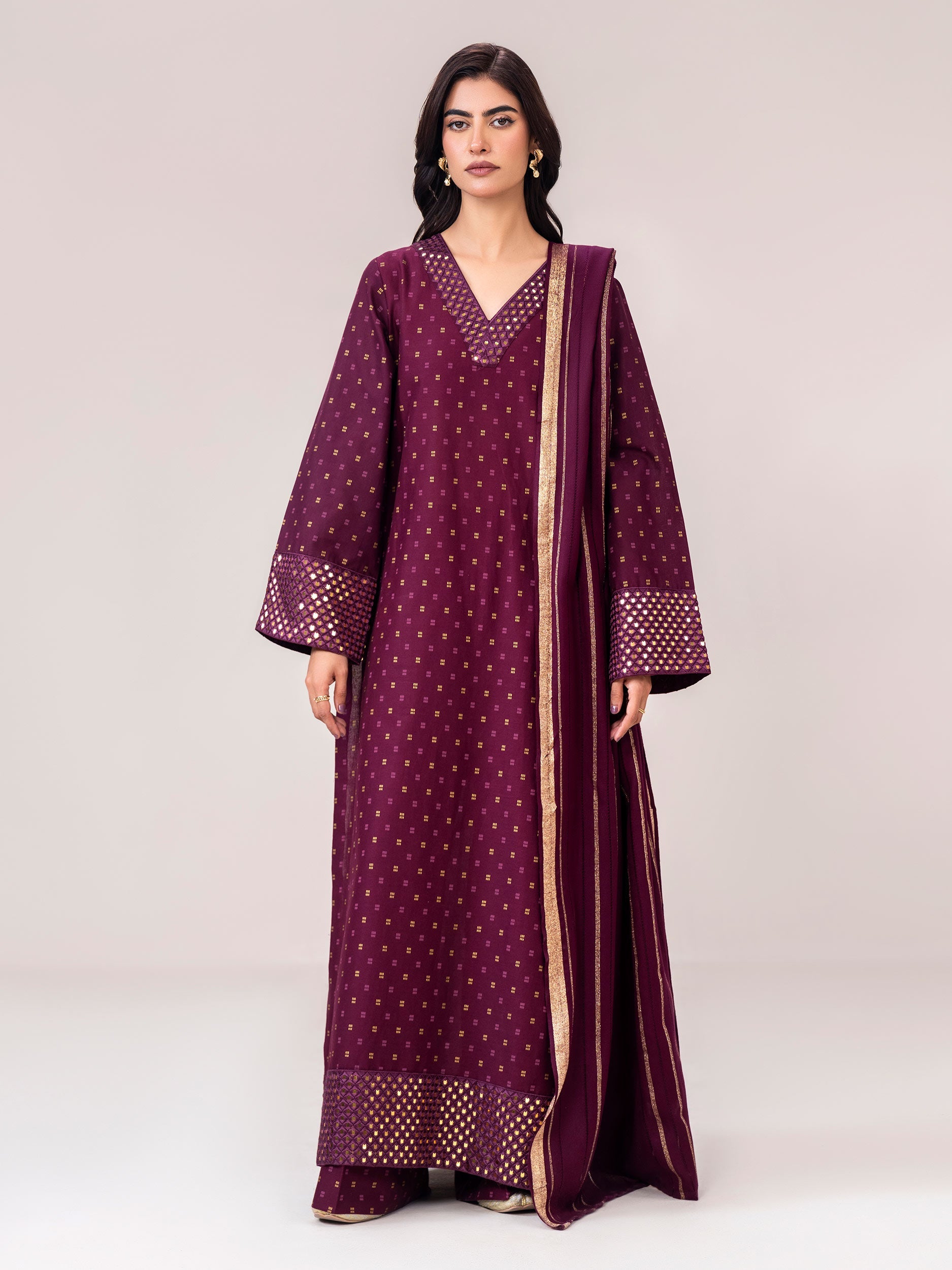 3 Piece Khaddar Suit- Embroidered (Pret)