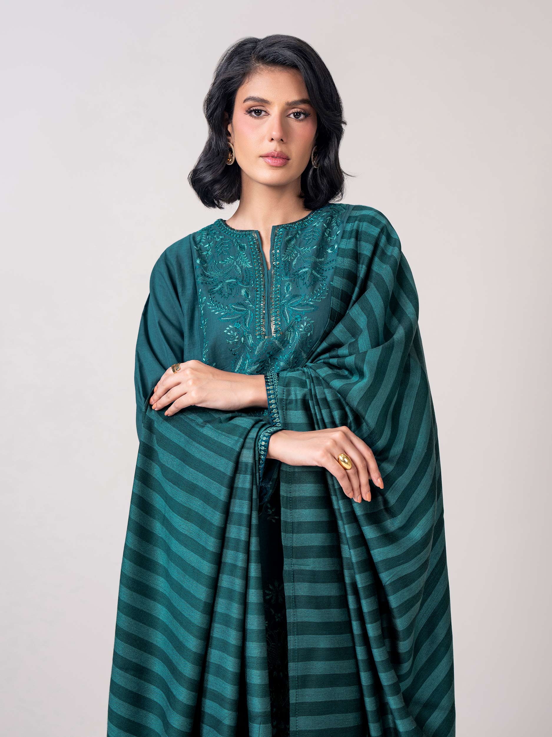 3 Piece Khaddar Suit- Embroidered (Pret)