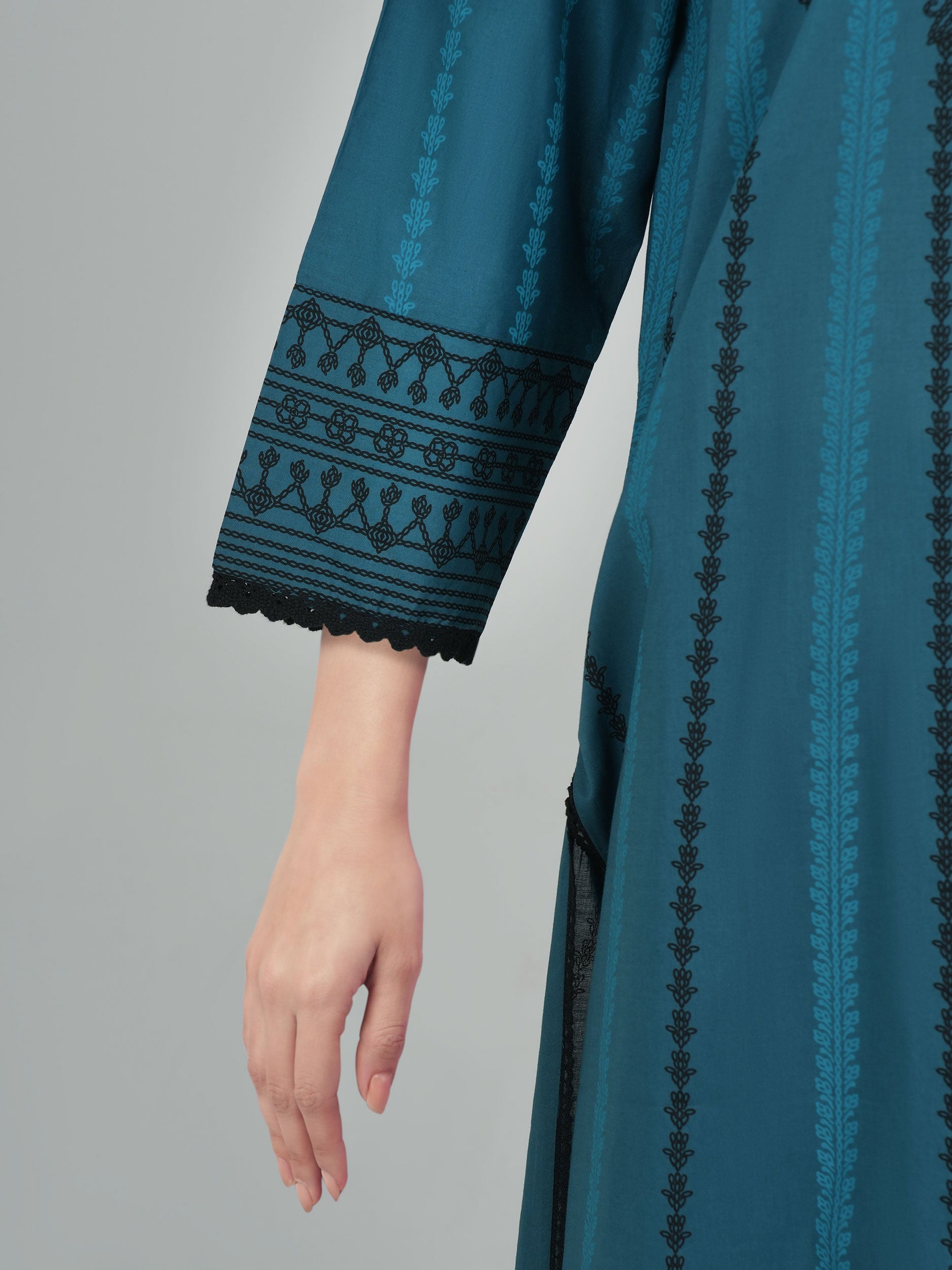 2 Piece Lawn Suit (Pret)