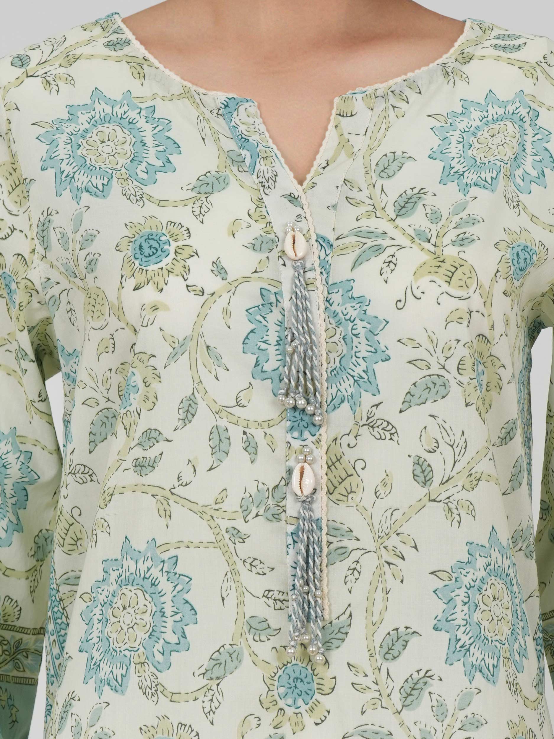 2 Piece Lawn Suit (Pret)