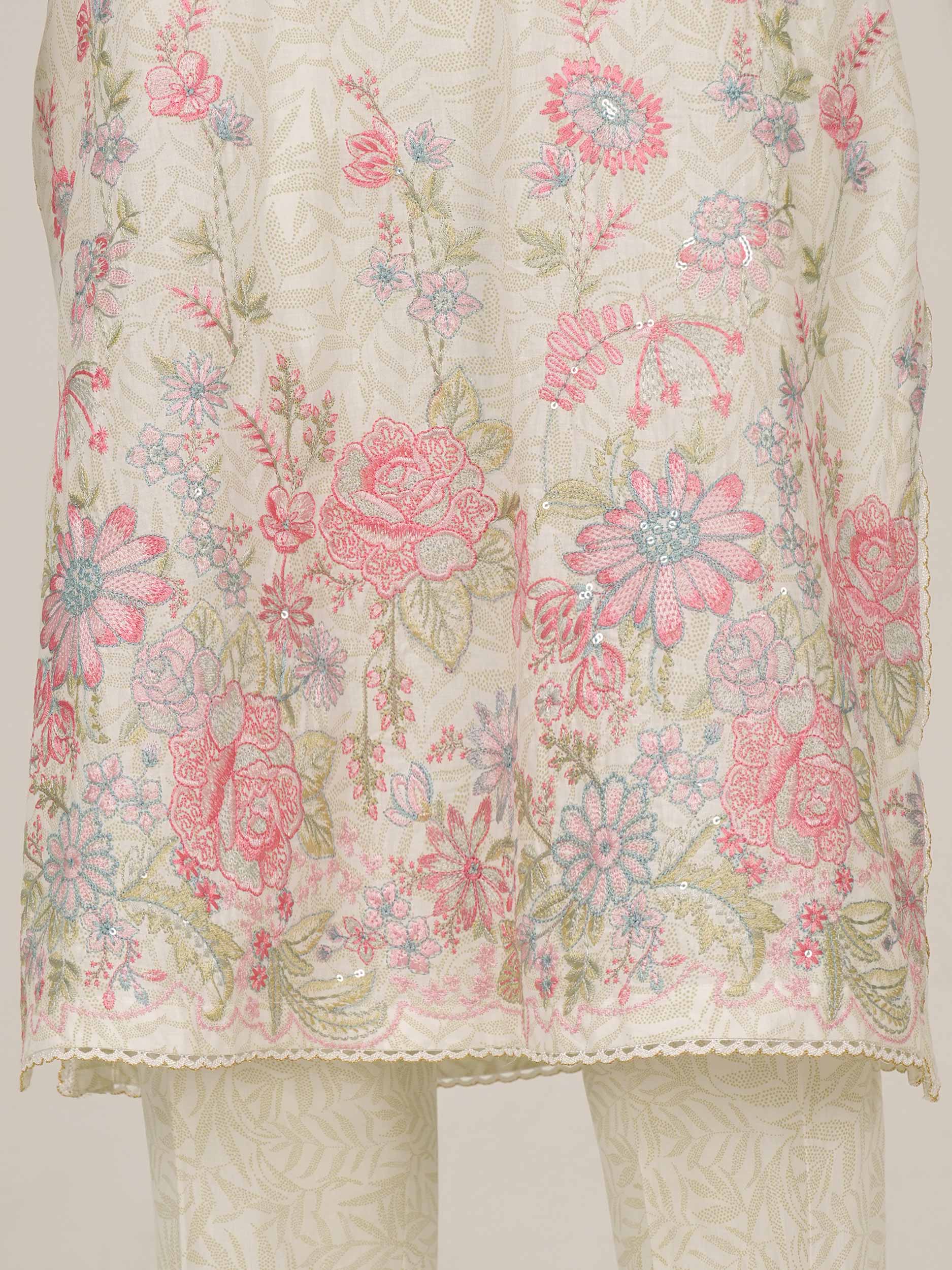 3 Piece Lawn Suit- Embroidered (Pret)