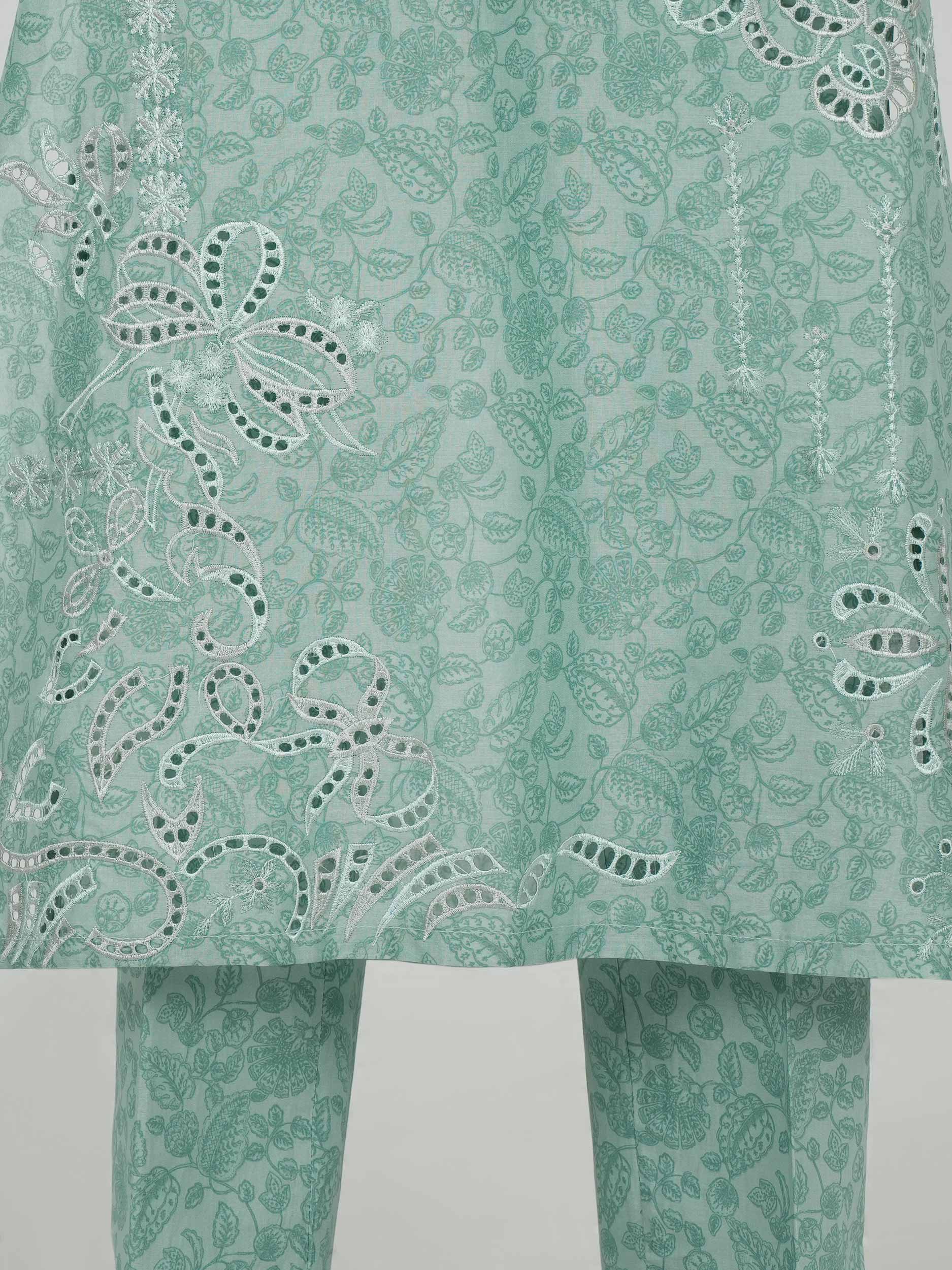 3 Piece Lawn Suit- Embroidered (Pret)