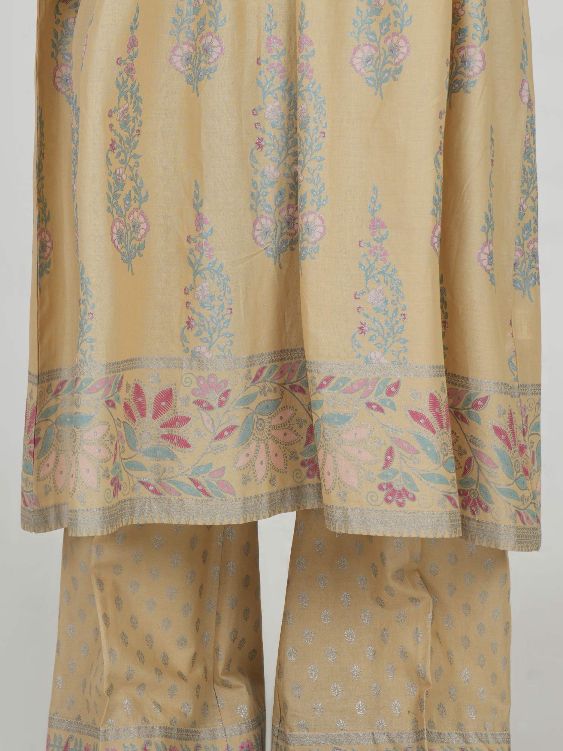 2 Piece Lawn Suit- Embroidered (Pret)