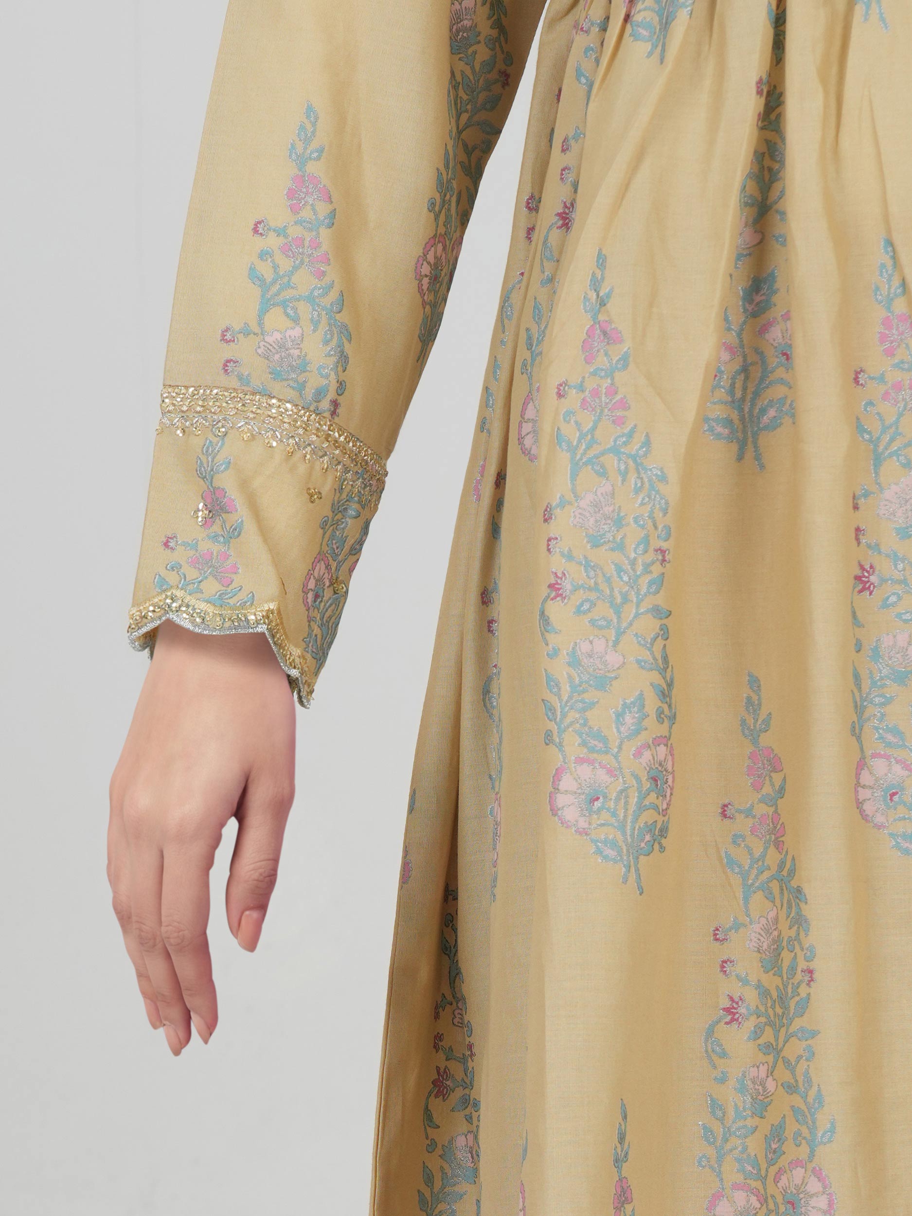 2 Piece Lawn Suit- Embroidered (Pret)