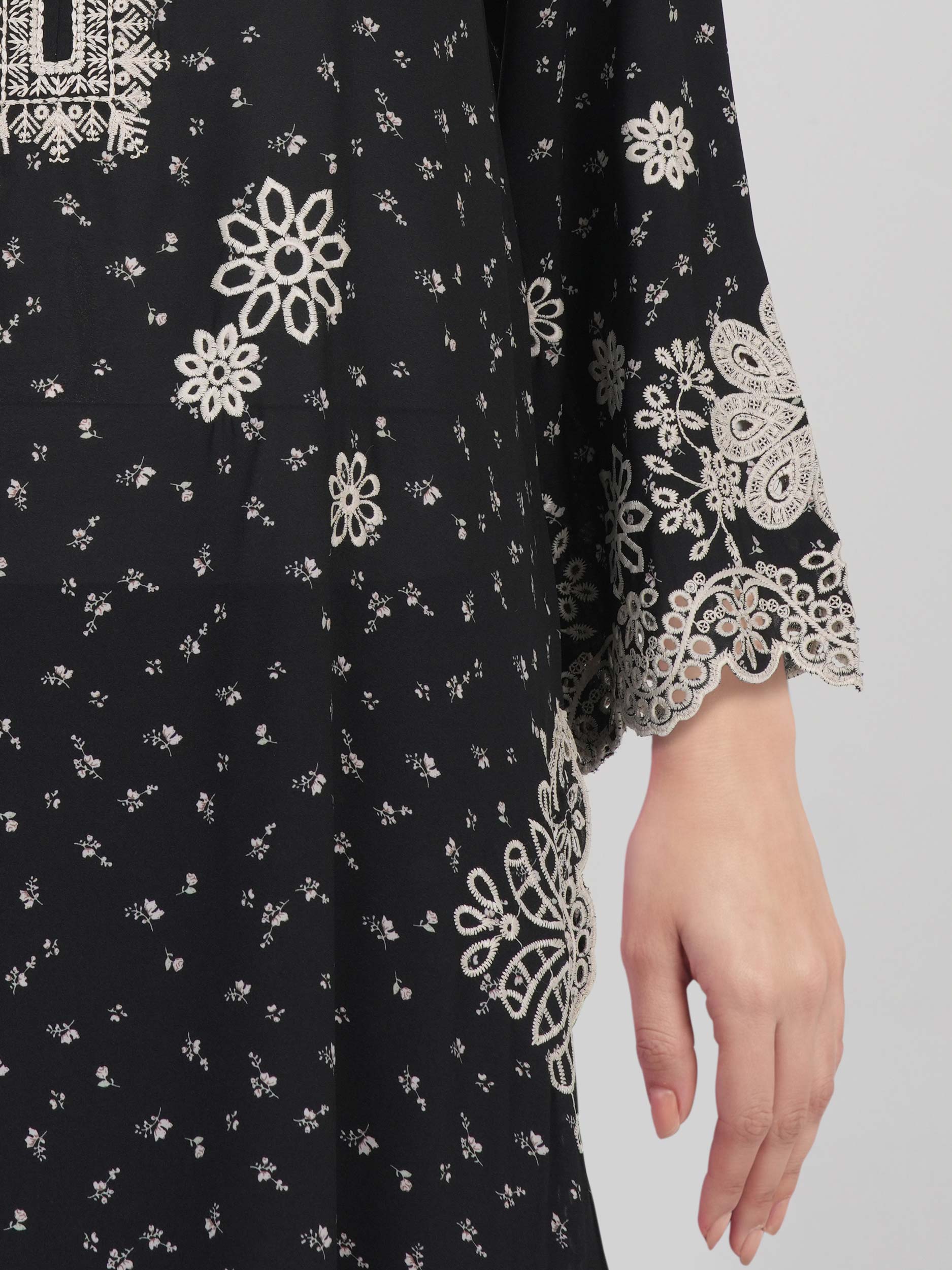 2 Piece Grip Suit- Embroidered (Pret)