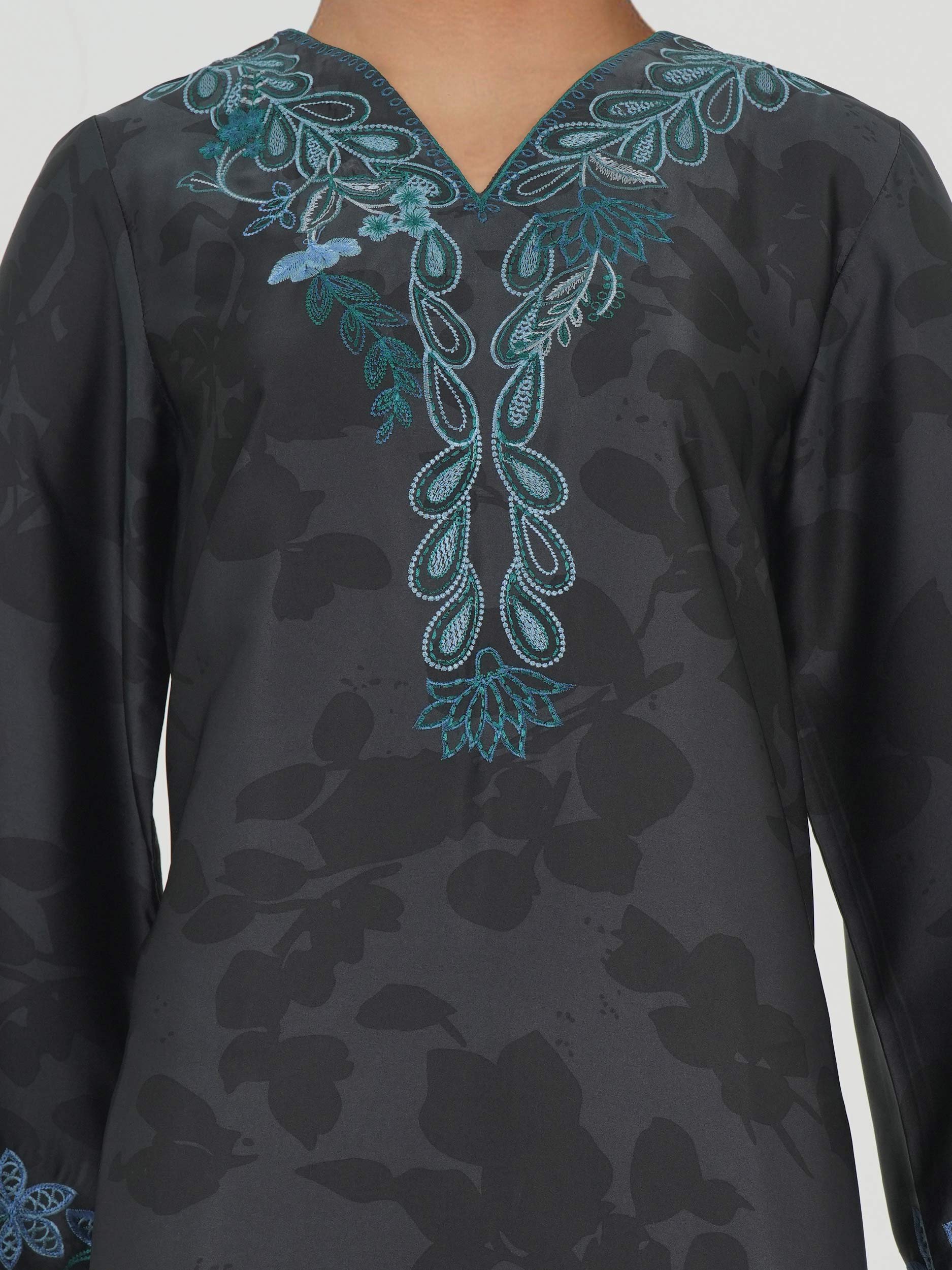 2 Piece Silk Suit- Embroidered (Pret)