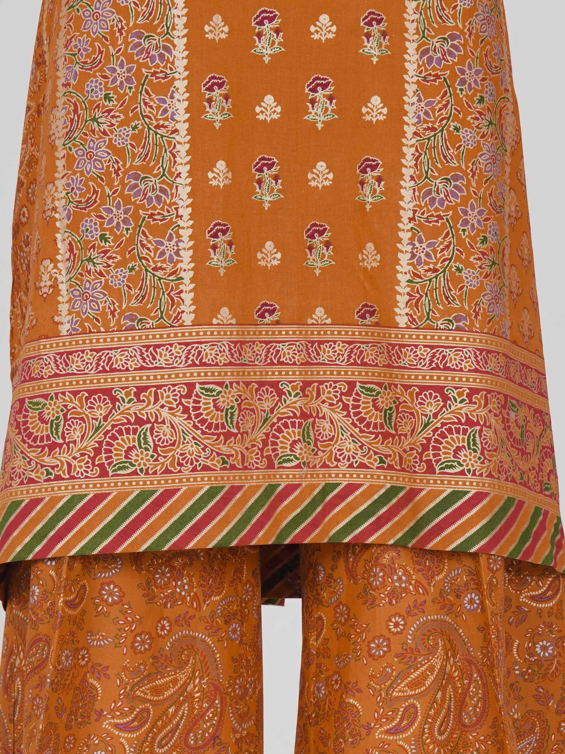 2 Piece Lawn Suit- Embroidered (Pret)