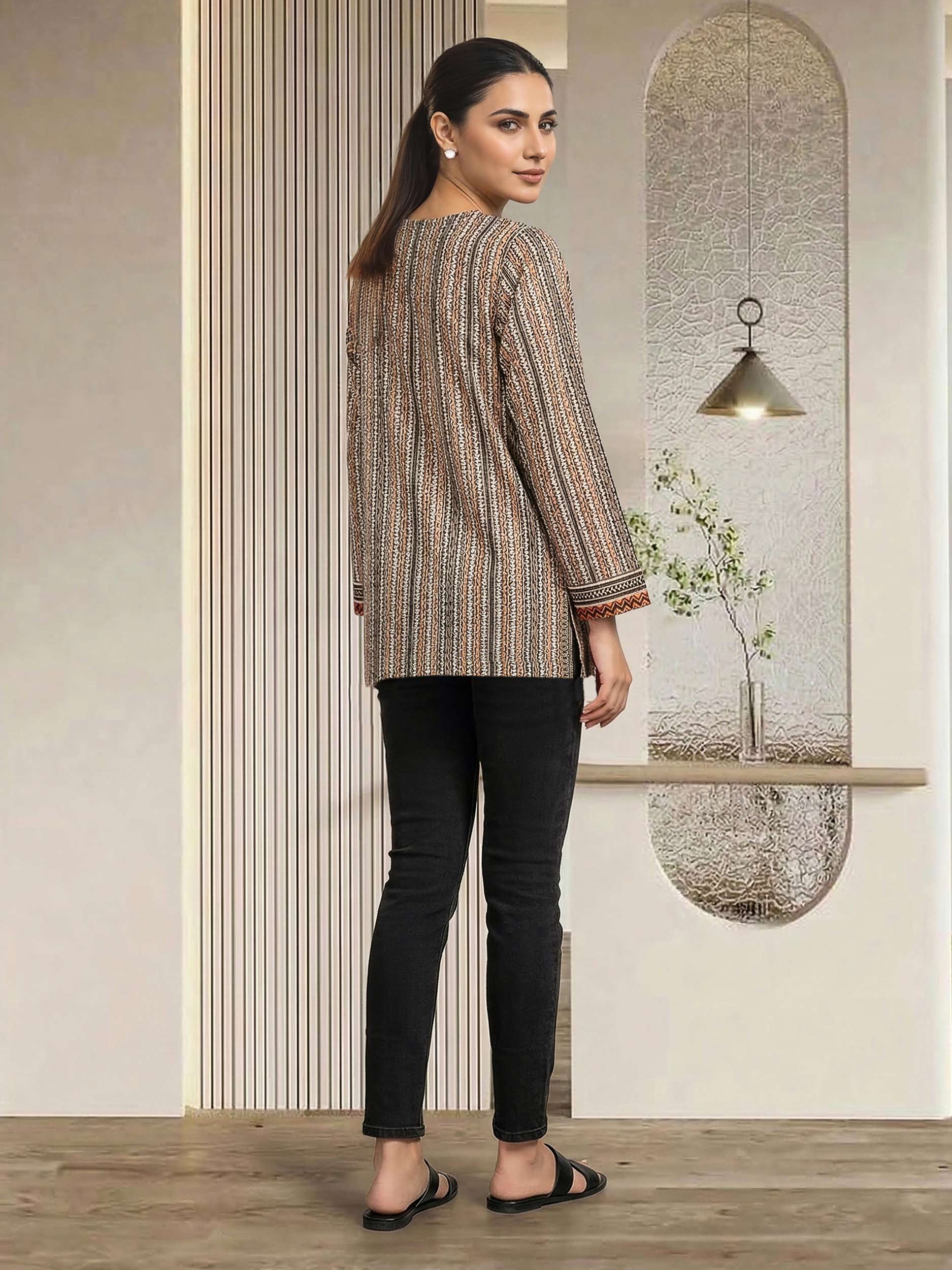 Lawn Kurti (Pret)