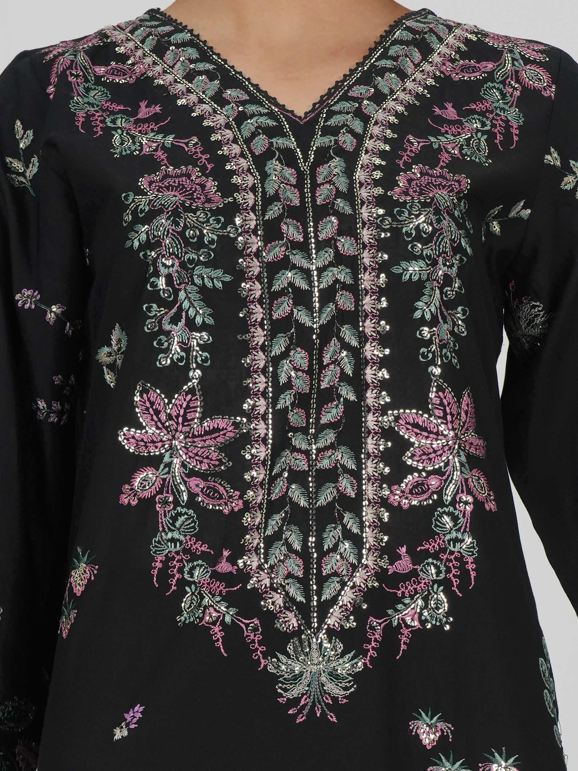 3 Piece Lawn Suit- Embroidered (Pret)