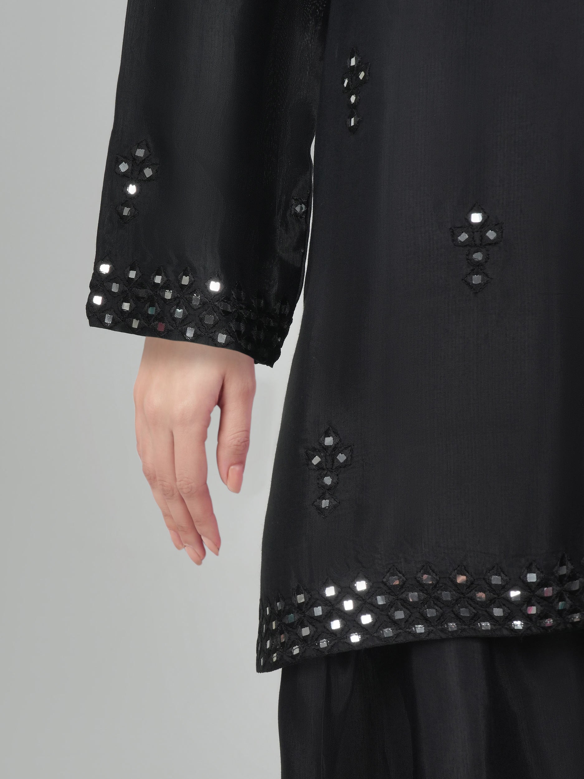 2 Piece Raw Silk Suit- Embroidered (Pret)